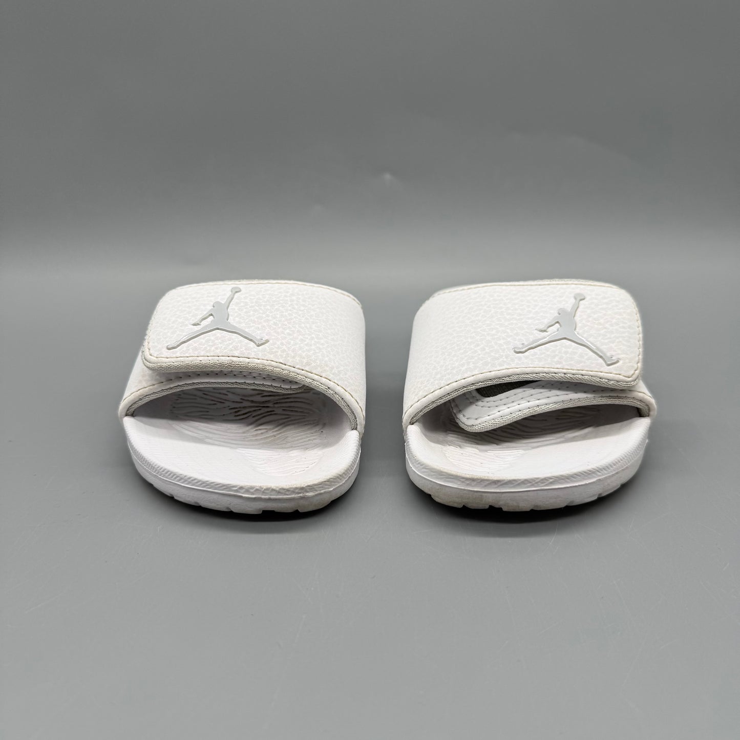 Nike / Jordan / Sandals / US11