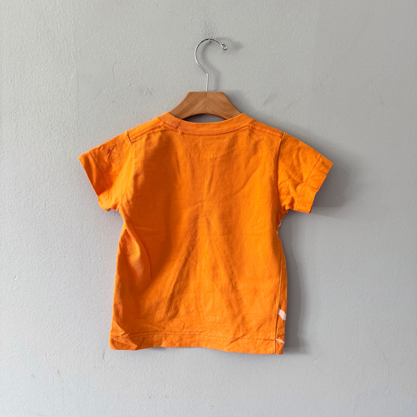 Uniqlo / KAWS x Snoopy t-shirt / 3Y