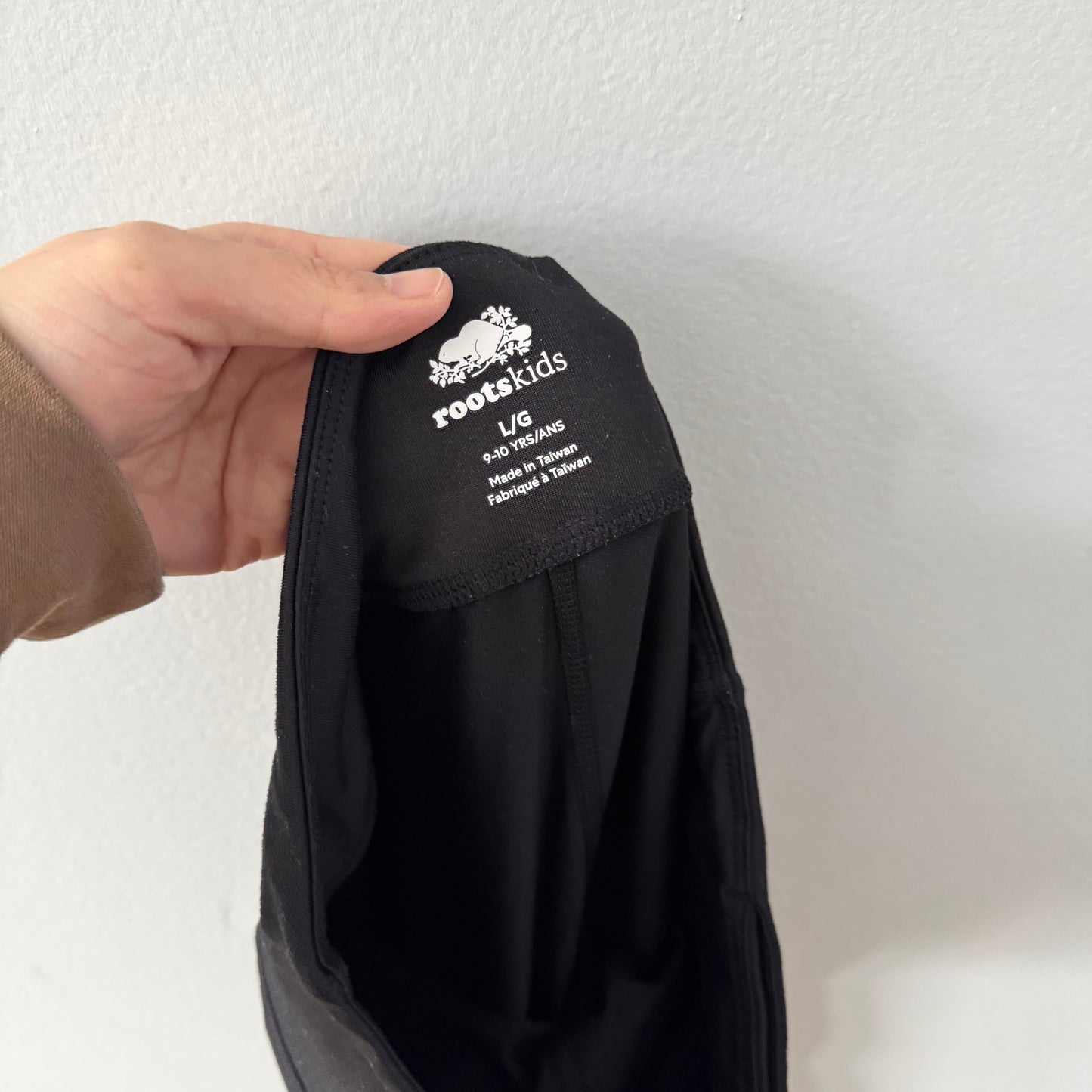 Roots / Legging de sport noir / 9-10 ans