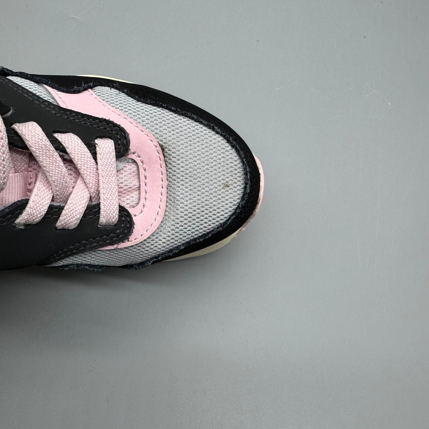 Nike / Air Max / Running Shoes / US11