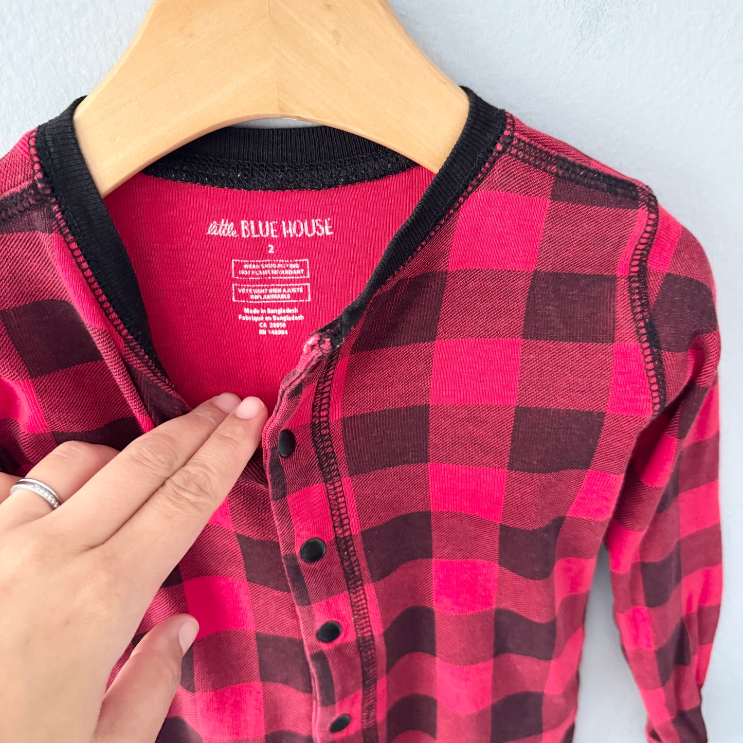 Little blue house / Red black plaid romper / 2T
