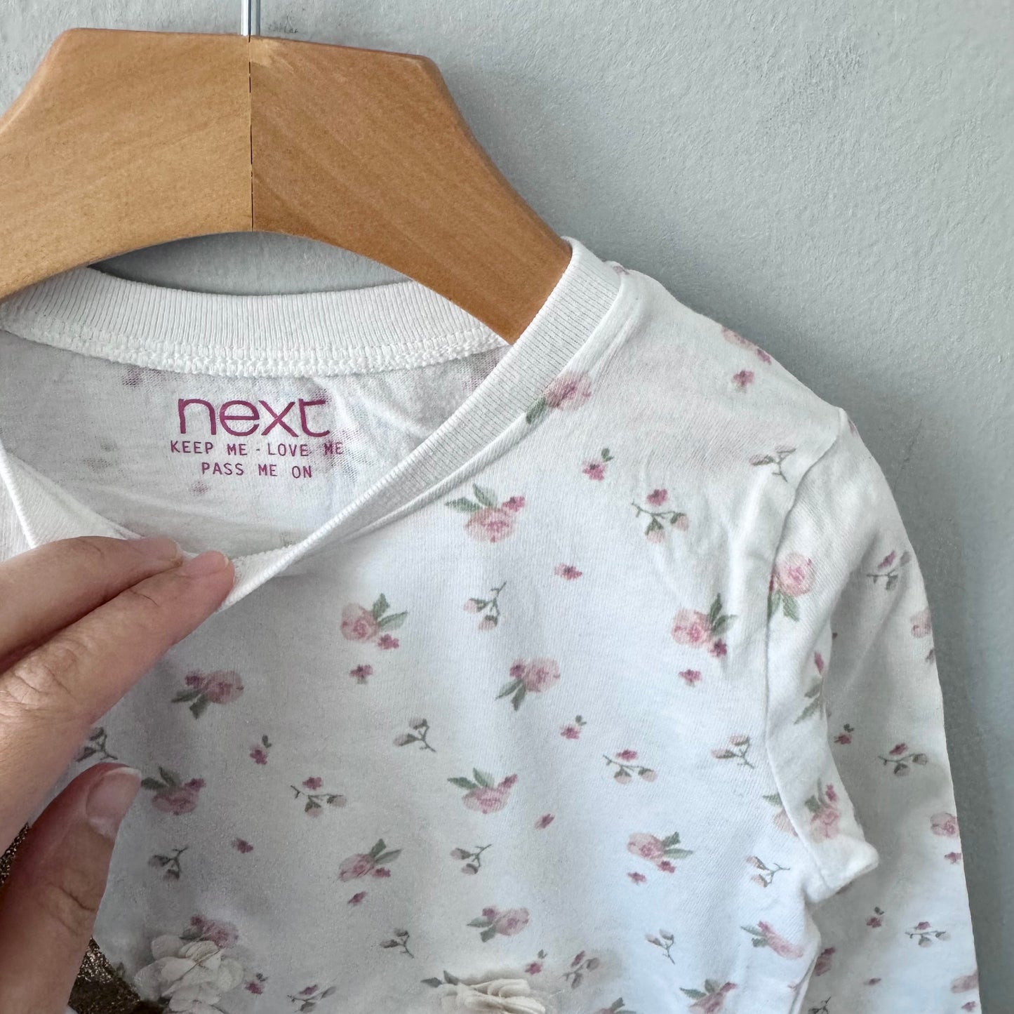 Next / Floral long sleeve with zipper pouch / 18-24M