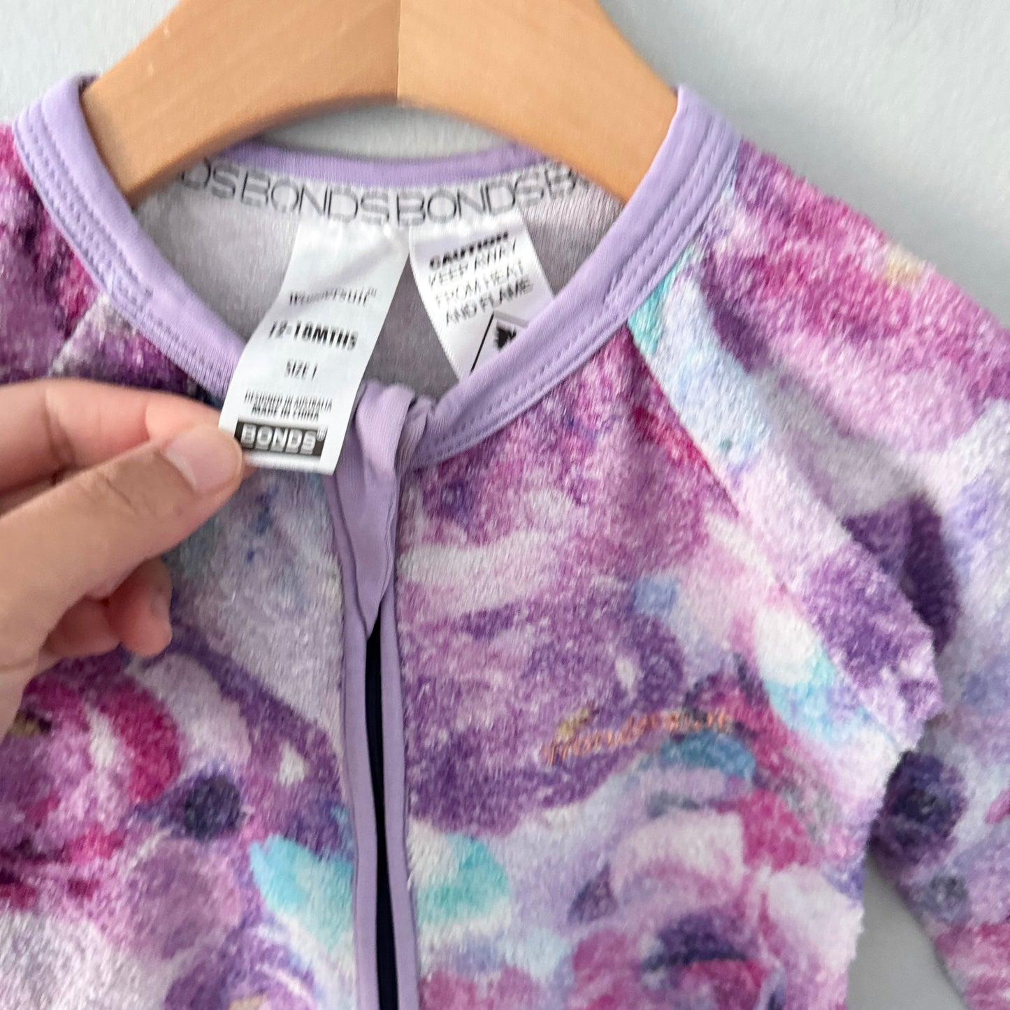 Bonds / Purple floral pile romper / 12-18M