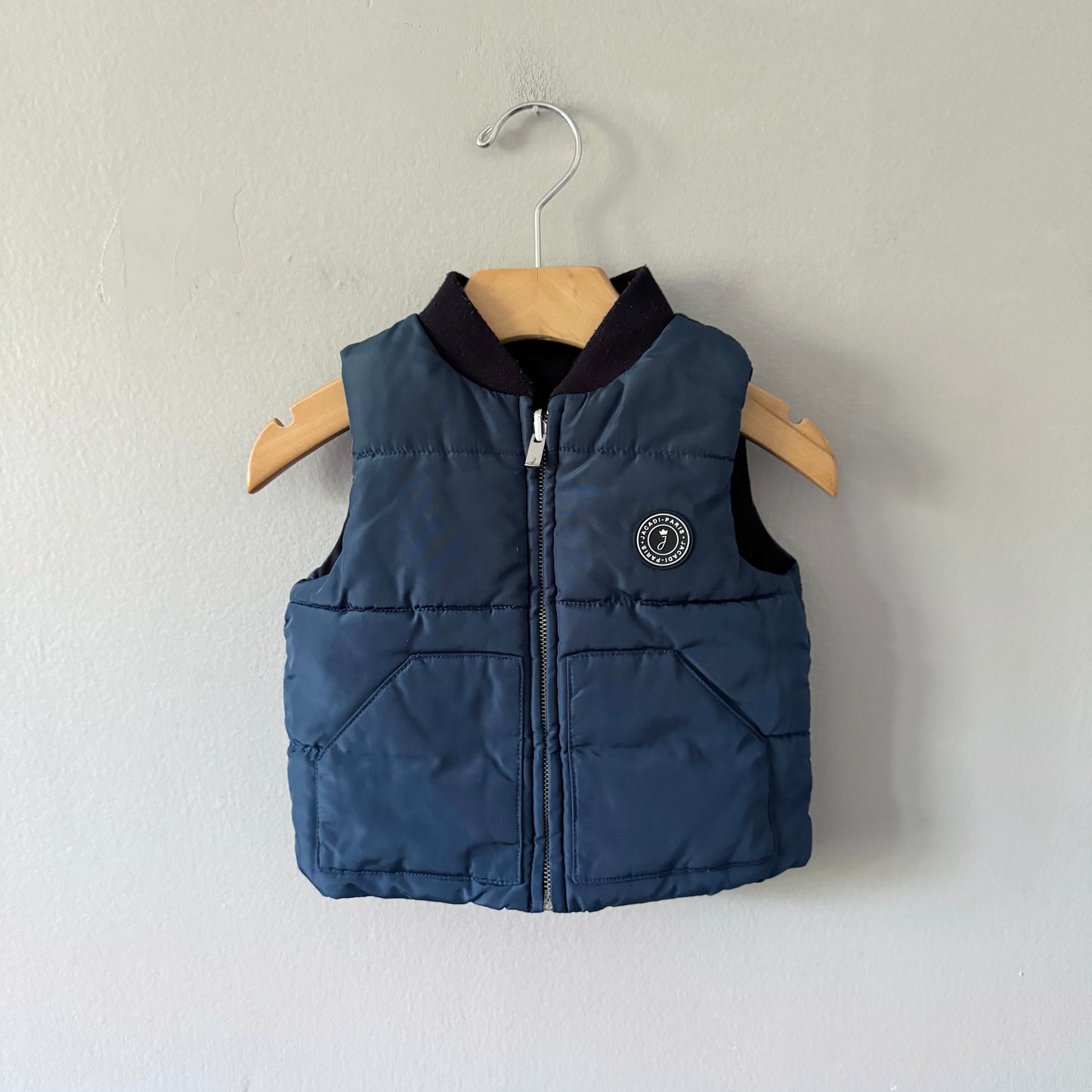 Jacadi / Reversible puffer vest / 12M