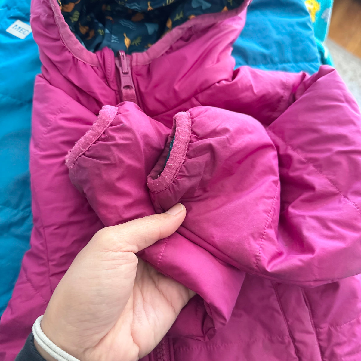 Mec / Pink x green light puffer jacket / 18M