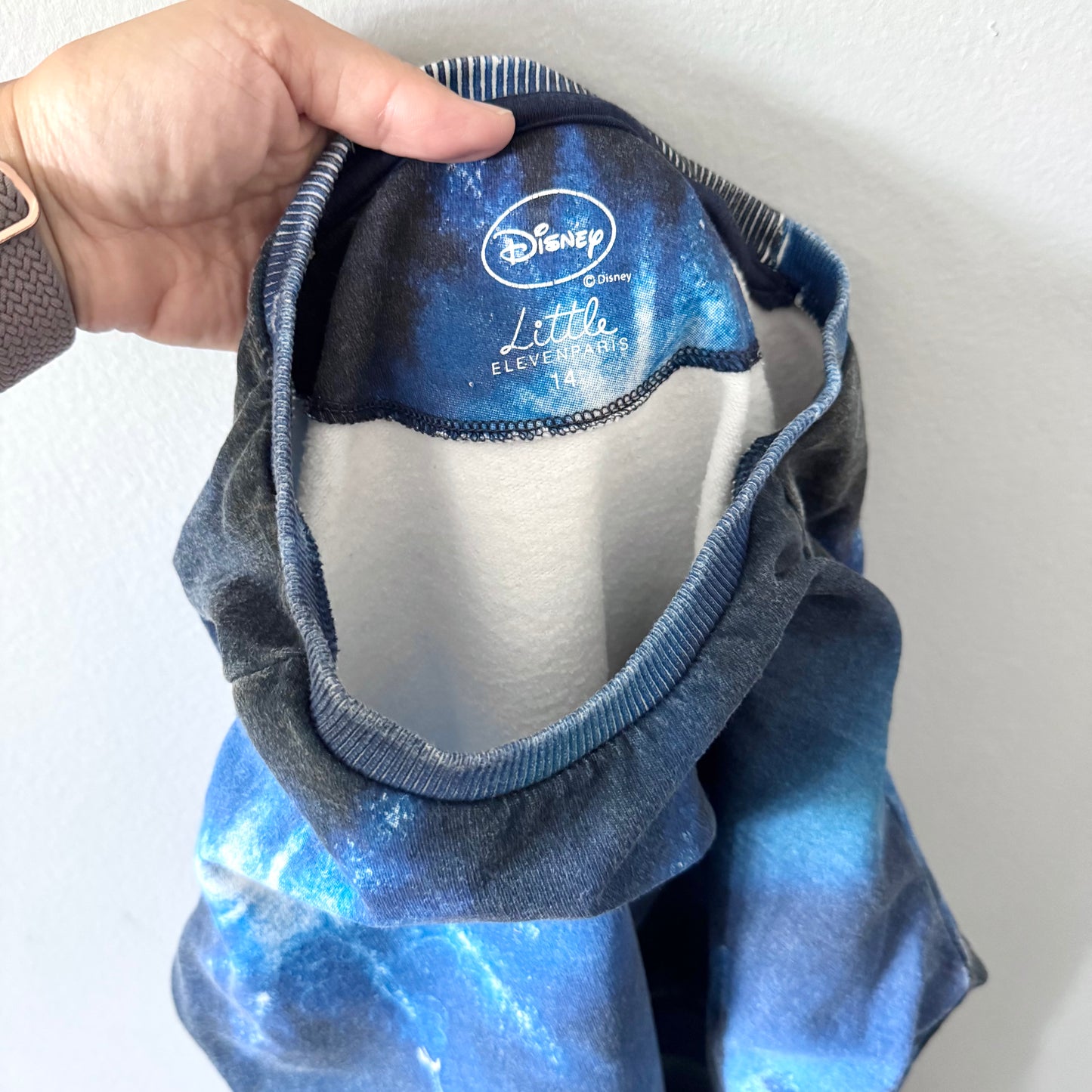 Disney x Little Eleven Paris / Elsa sweatshirt / 14Y