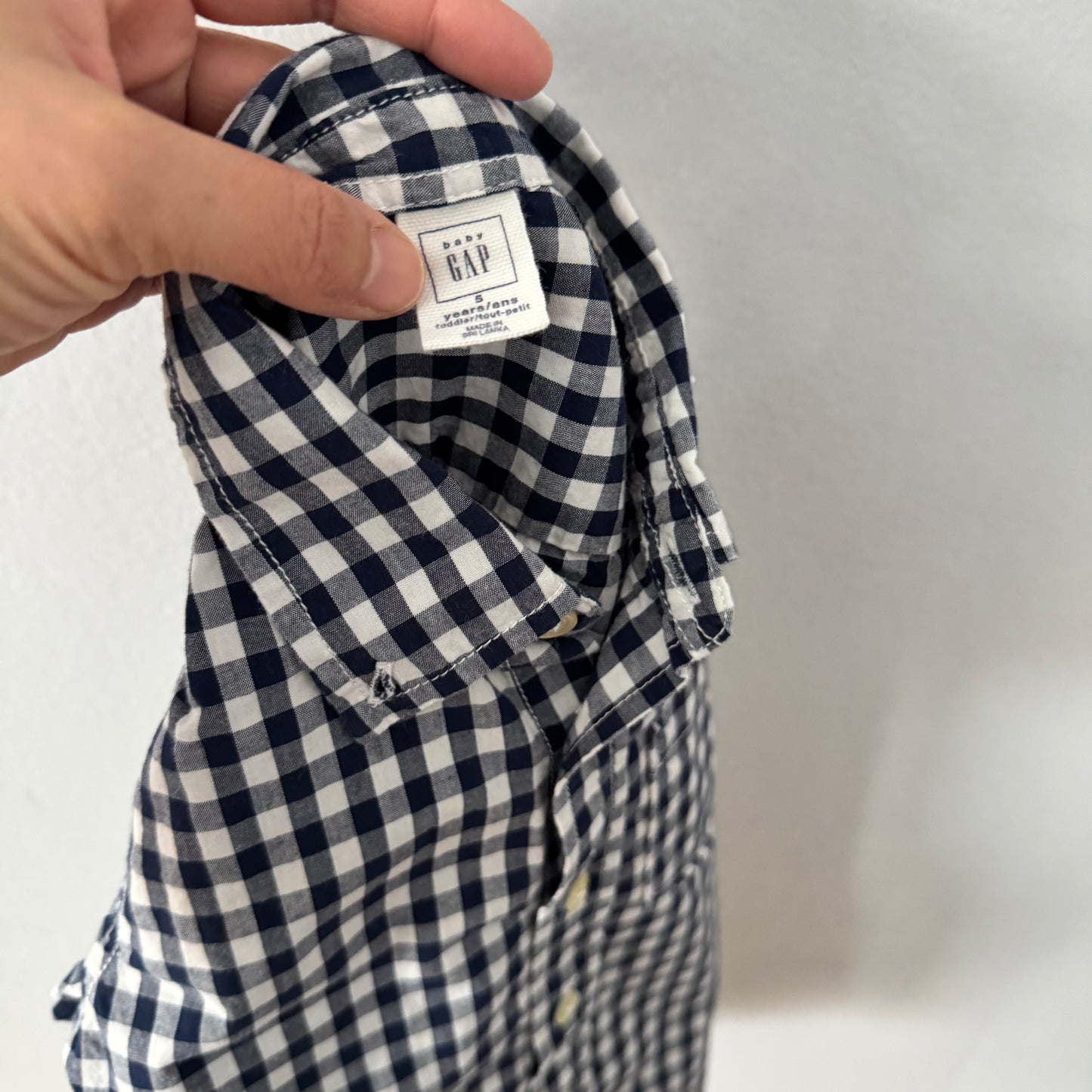 Gap / Chemise à carreaux blanche et bleu marine / 5 ans