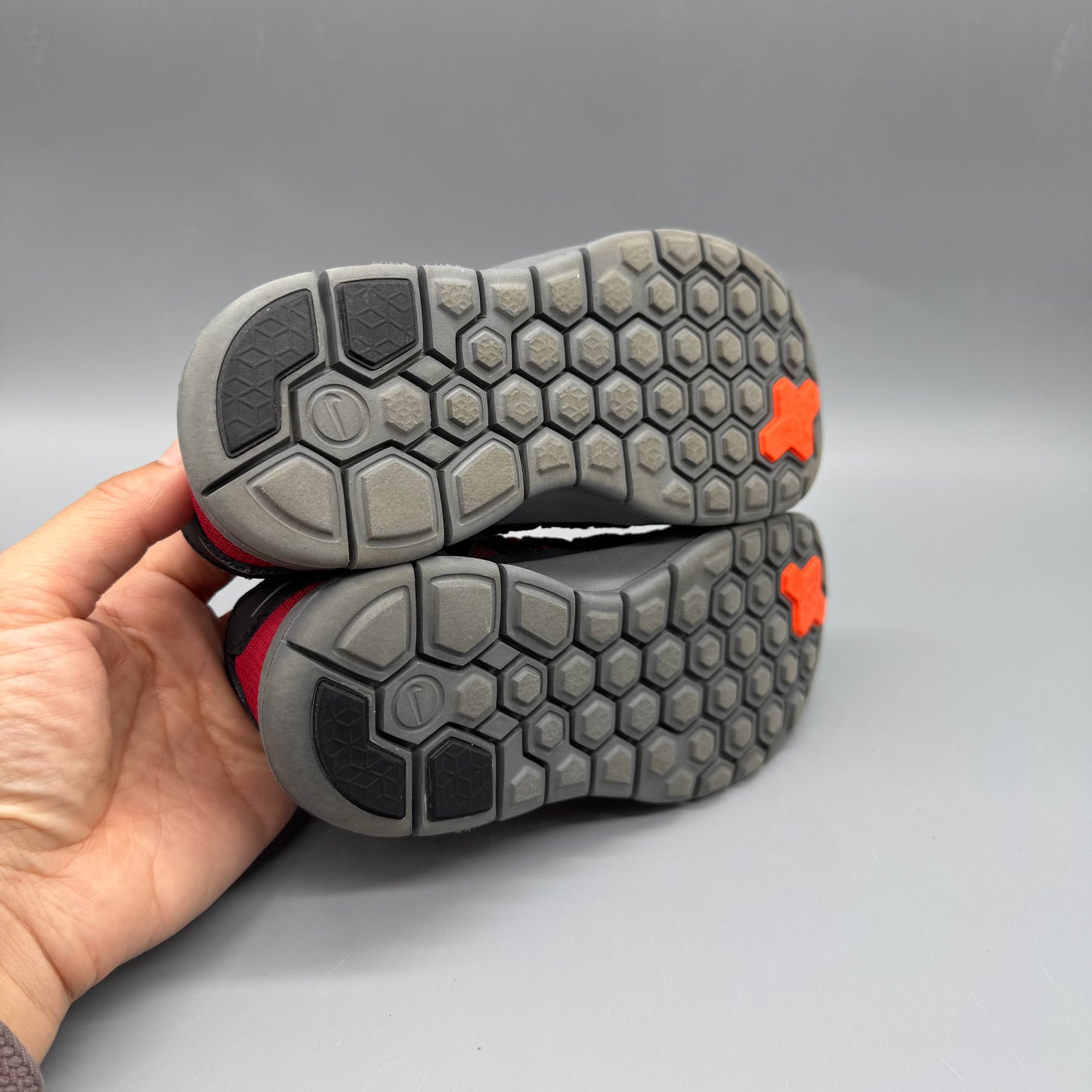 Nike / Running Shoes / US11