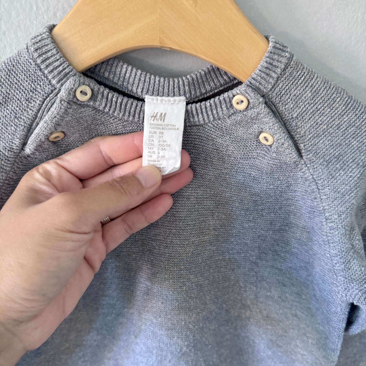 H&M / Grey cotton knit pullover / 2-3Y