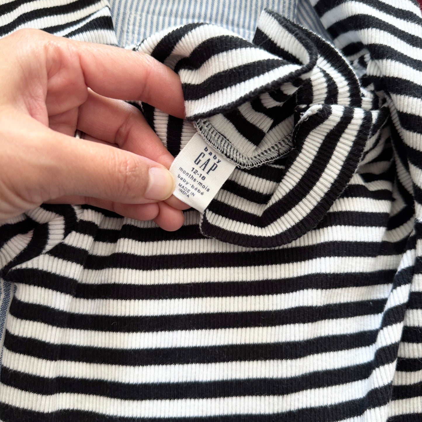Gap / Ribbed stripe onesie x black velour dress set / 12-18M