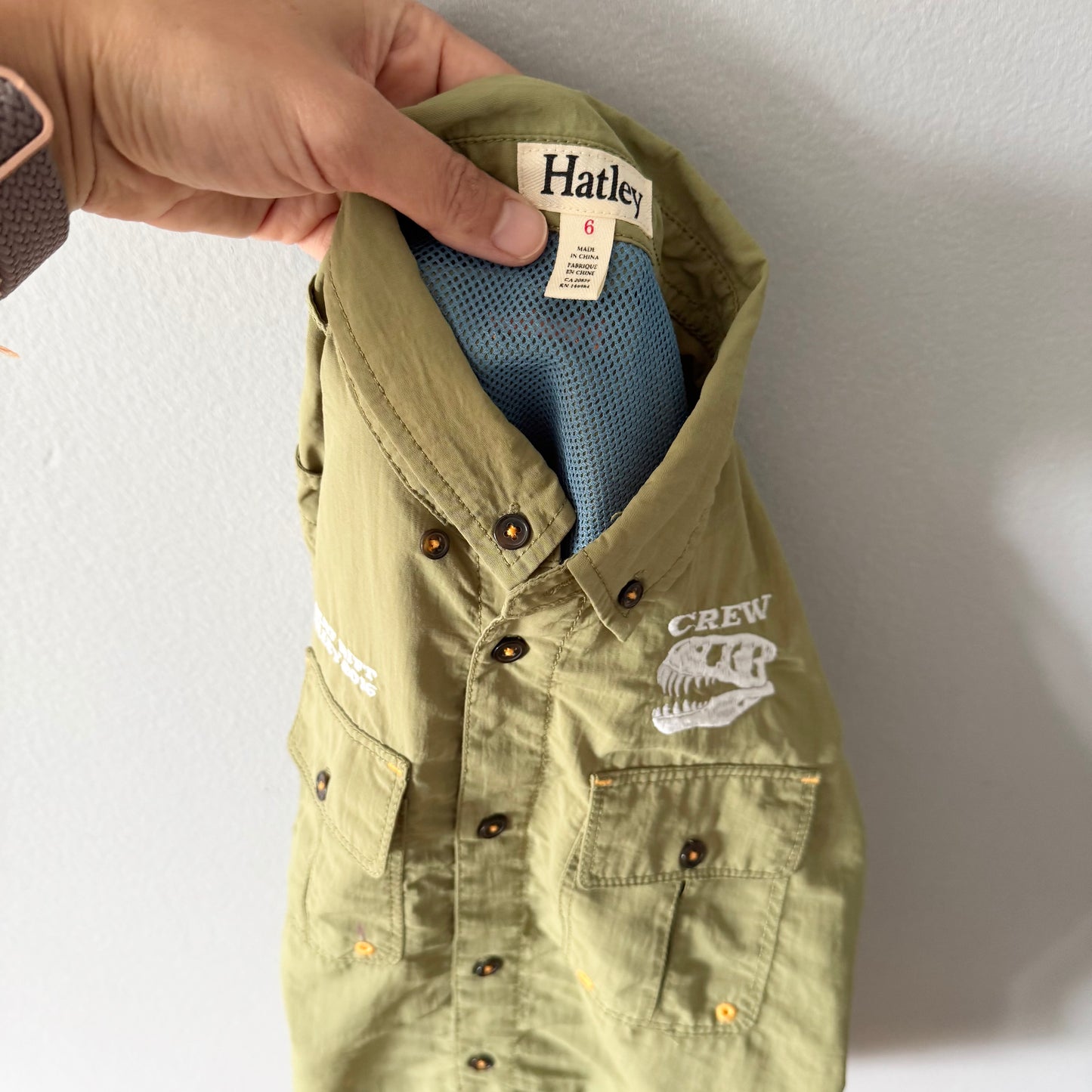 Hatley / Khaki shirt / 6Y