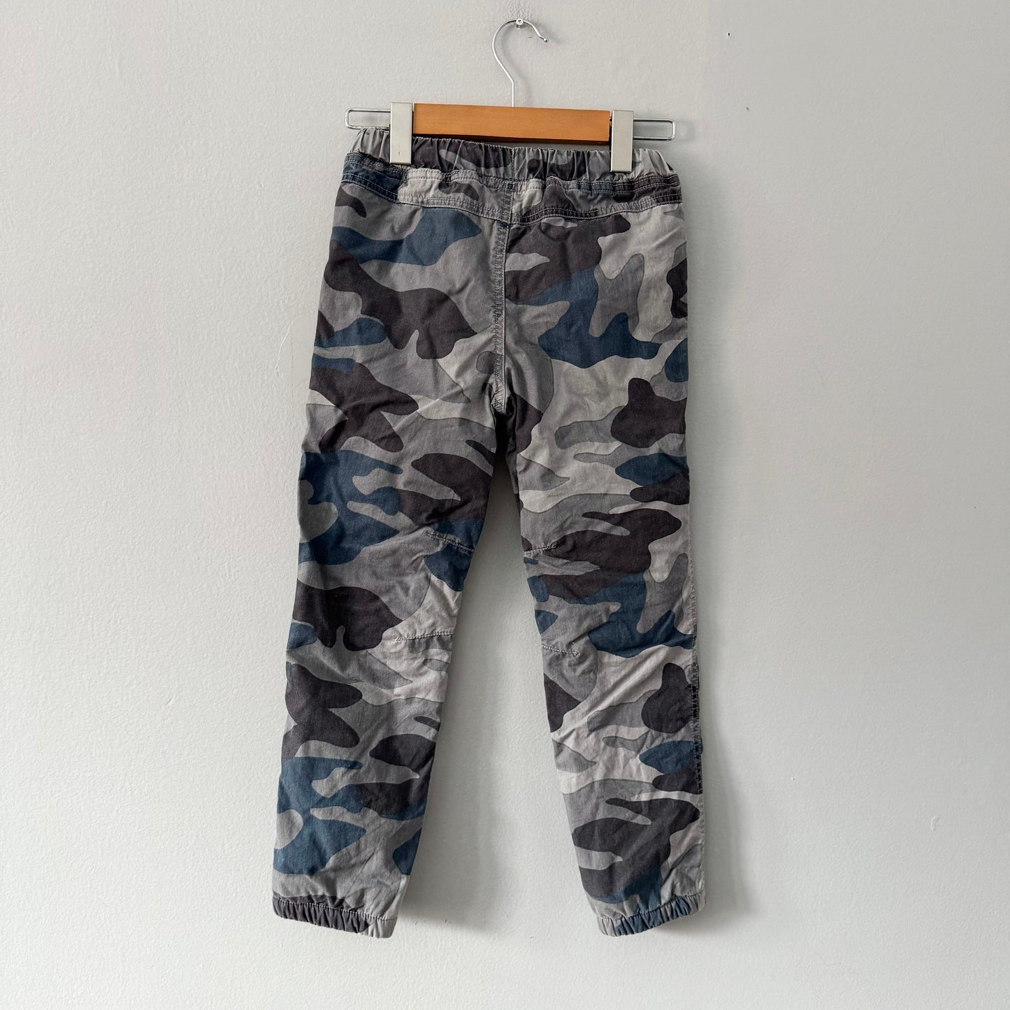 Mini boden / Fleece lined camo pants / 8Y