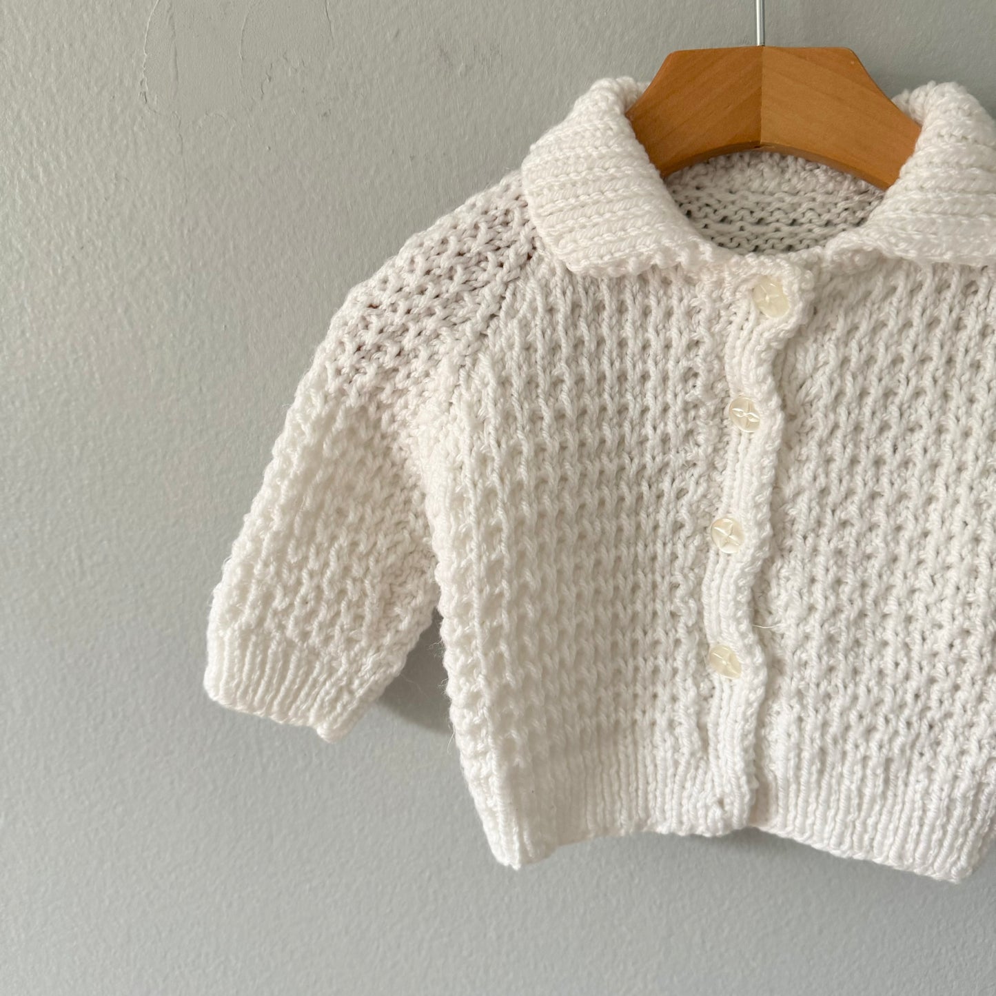 Handmade / White knit jacket + beanie set / 3M