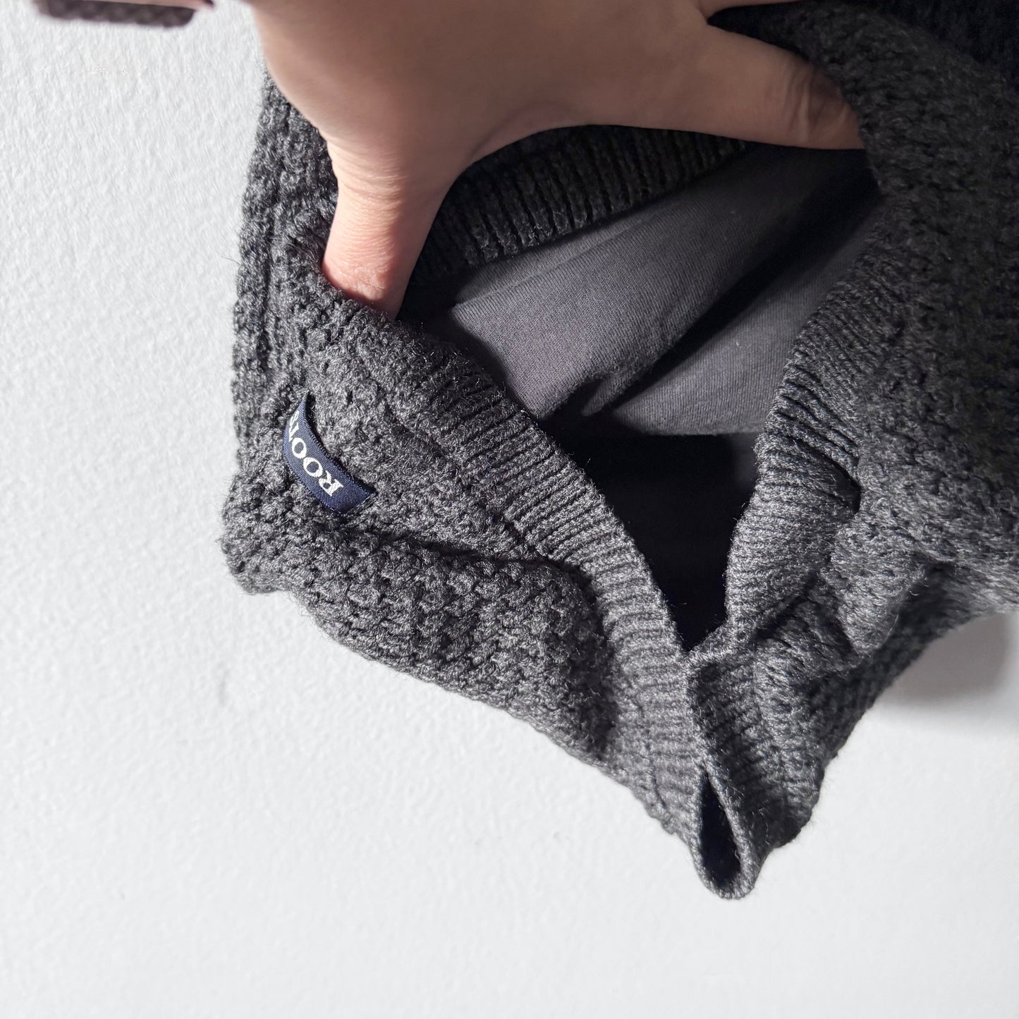 Roots / Charcoal grey knit dress / 3T