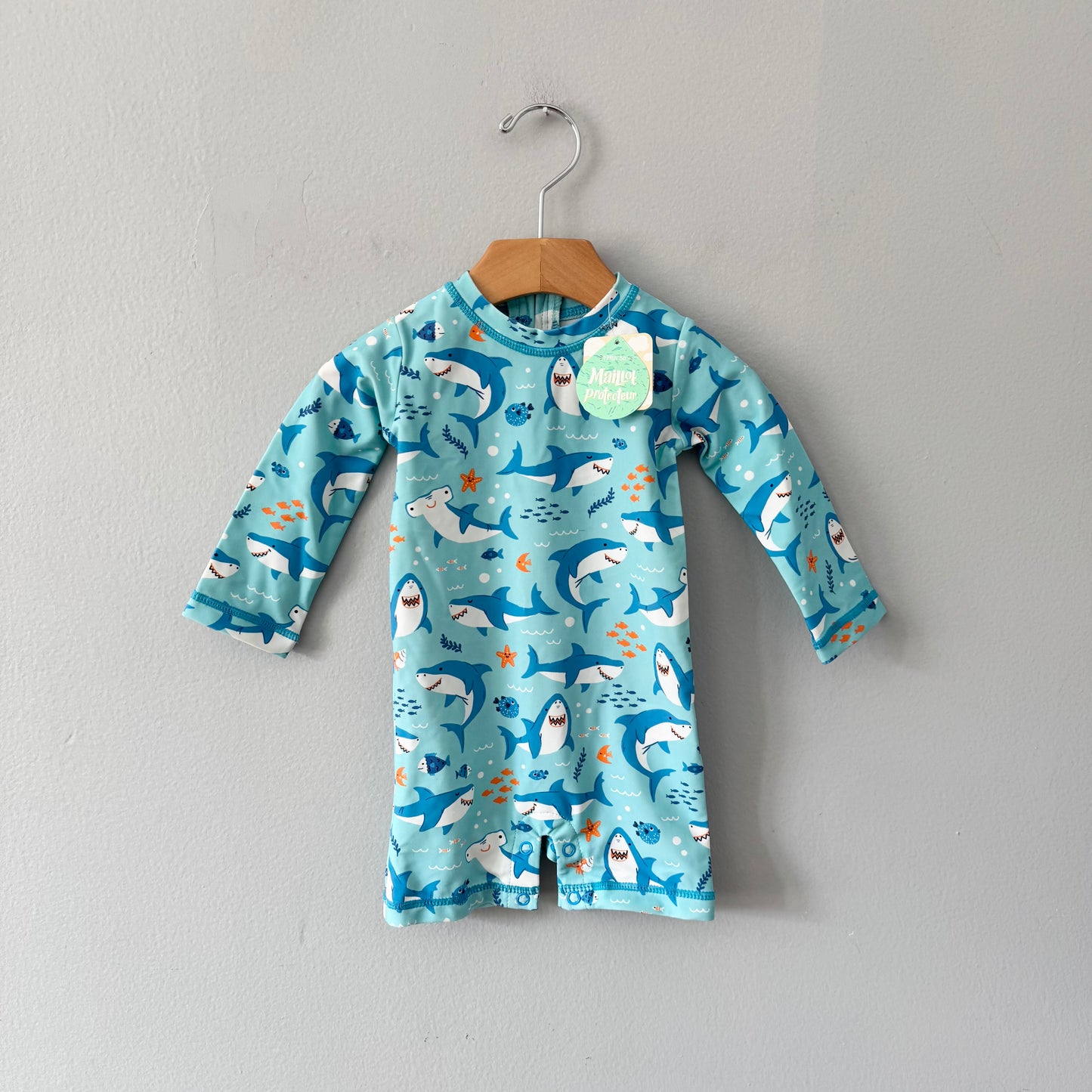 Hatley / Shark rash guard / 6-9M - New with tag