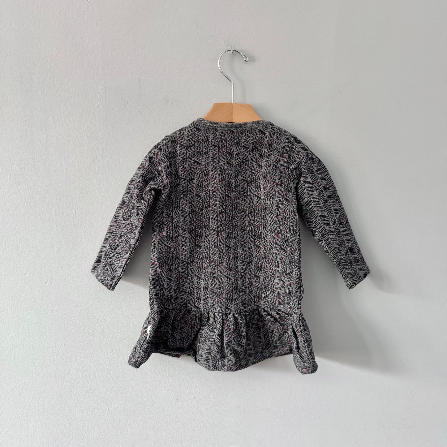 Miles baby / Dark grey crew dress / 18M