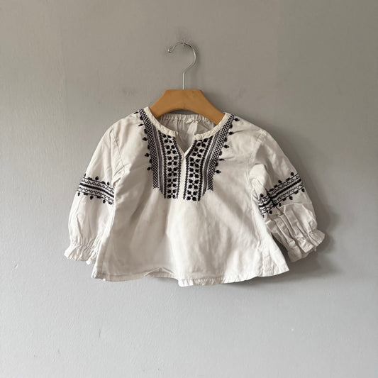 No brand / White x black tunic / 18-24M