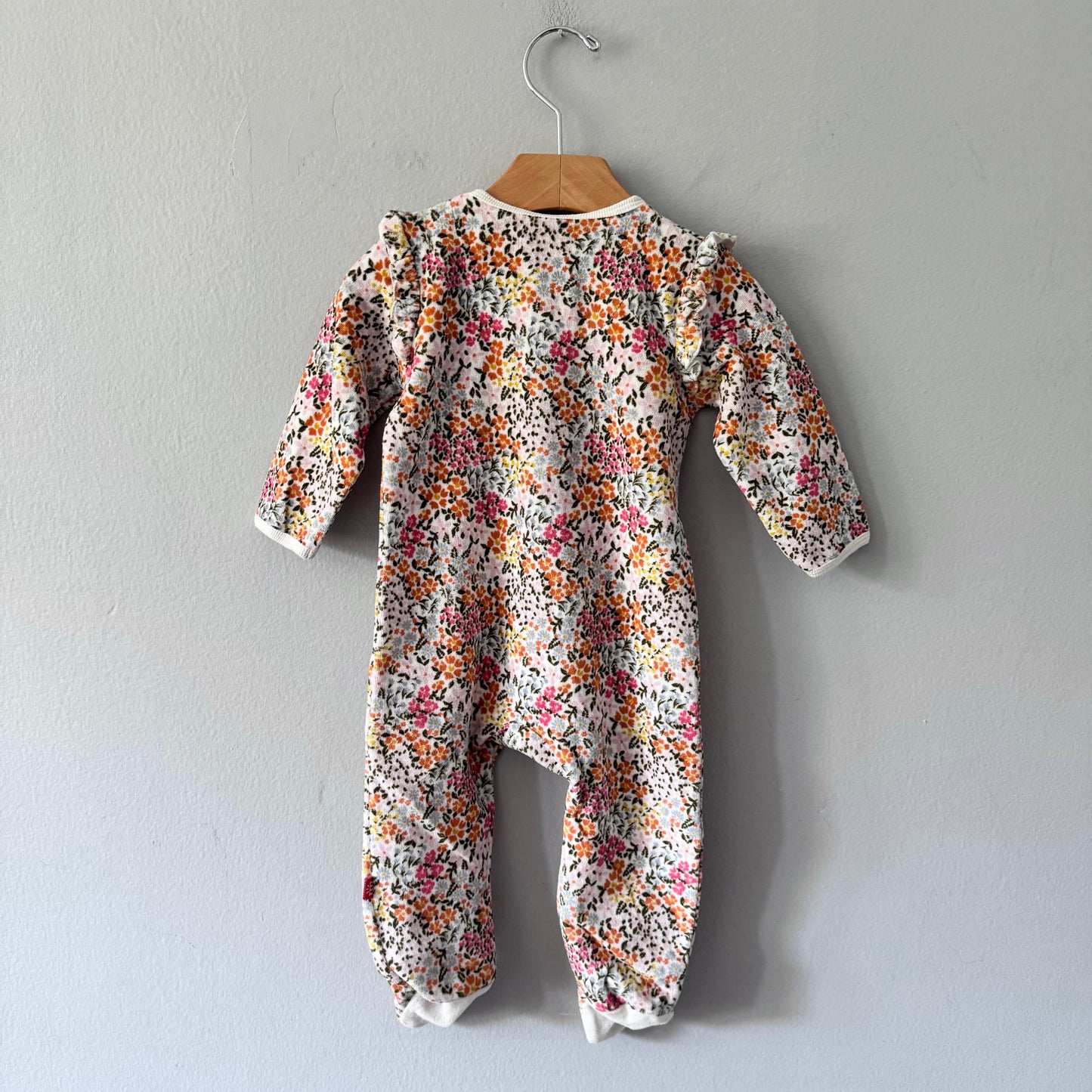 Magnetic Me / Floral velour romper / 6-9M