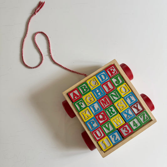 **LOCAL ONLY** Melissa & Doug / 123 Block Cart