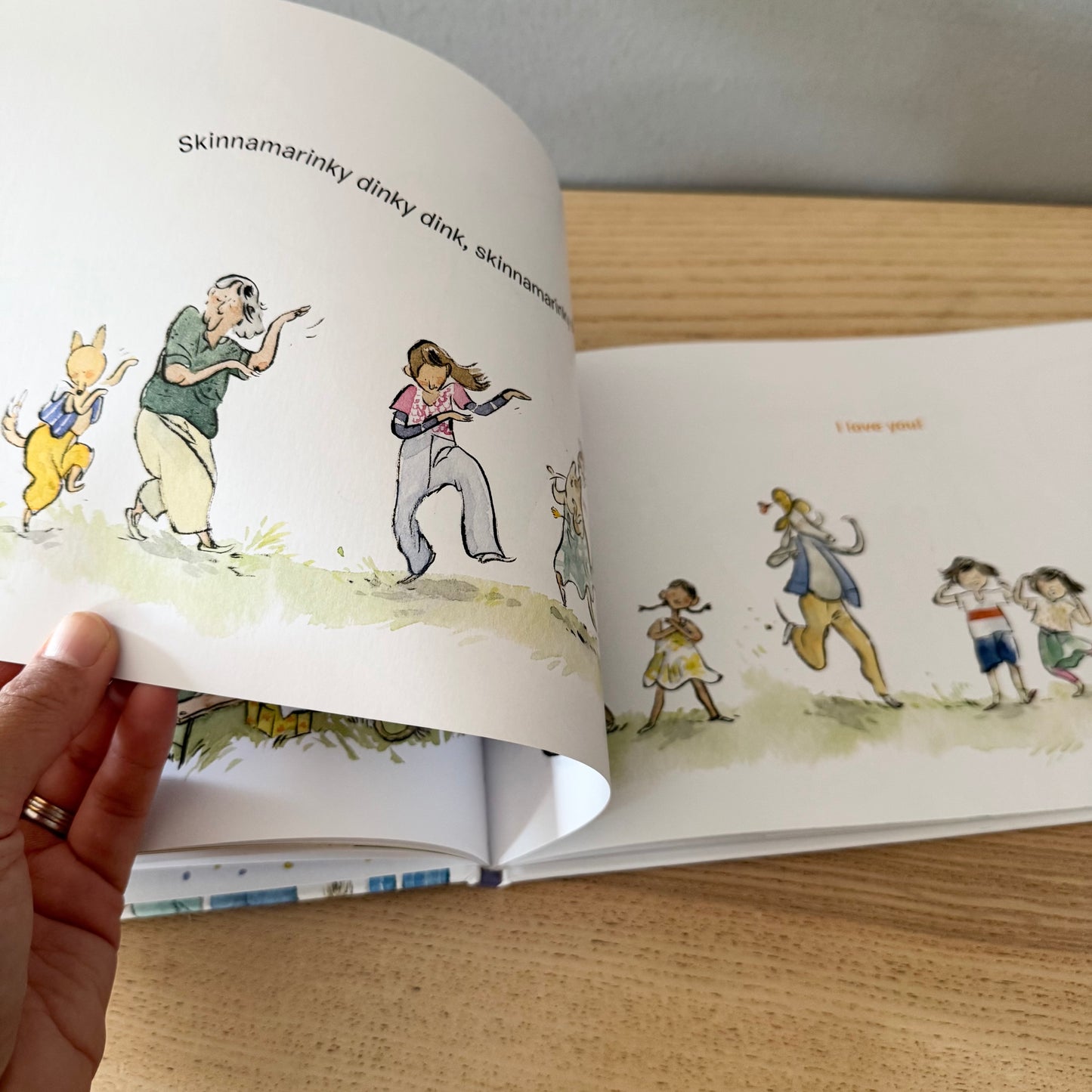 Sharon, Lois & Bram's Skinnamarink / Randi Hampson