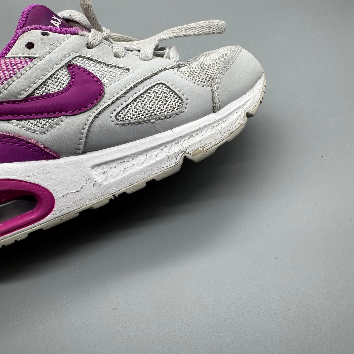 Nike / Air Max / Running Shoes / US11