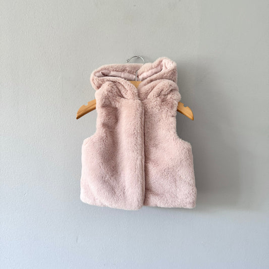 Adyson Parker / Pink faux fur vest / 2T