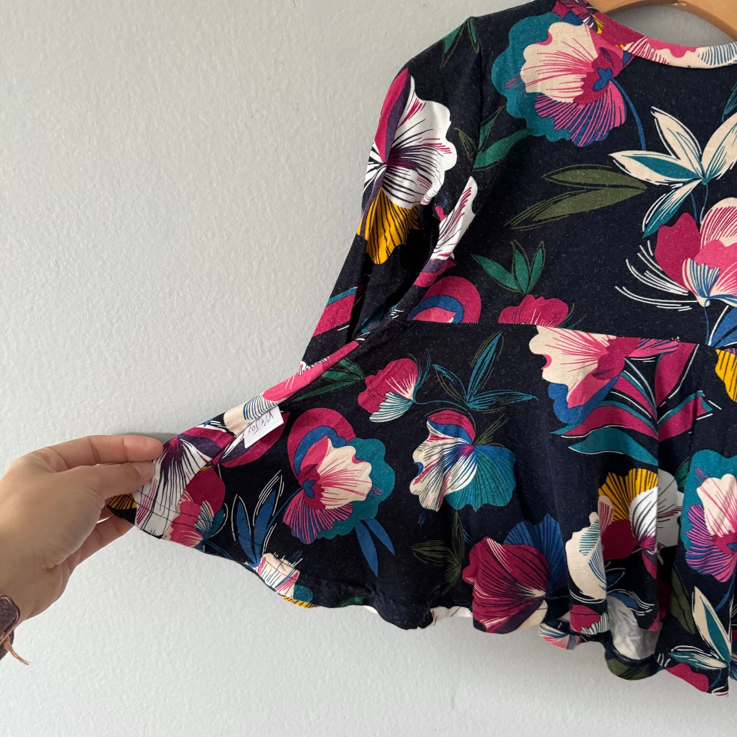Vi & Jax / Floral dress / 2-3Y
