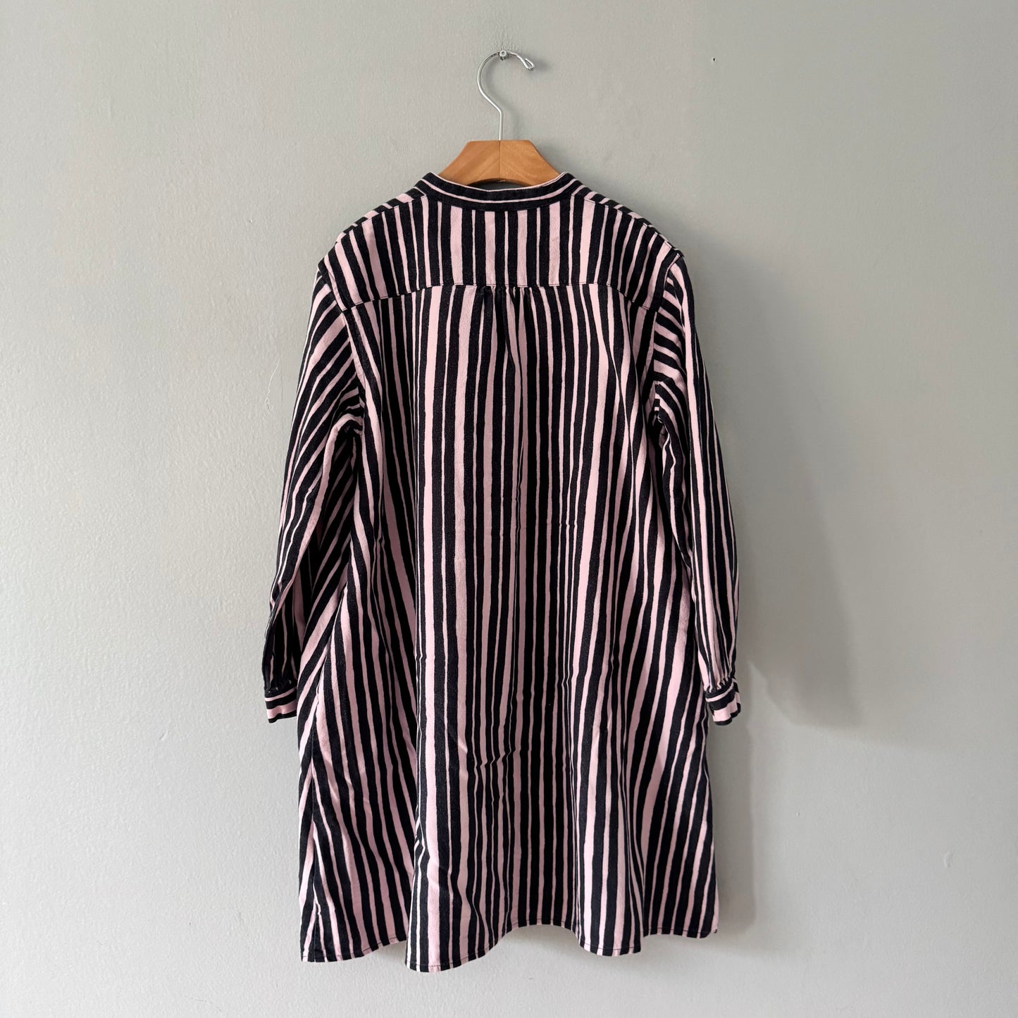 Uniqlo x Marimekko / Pink stripe dress / 7-8Y