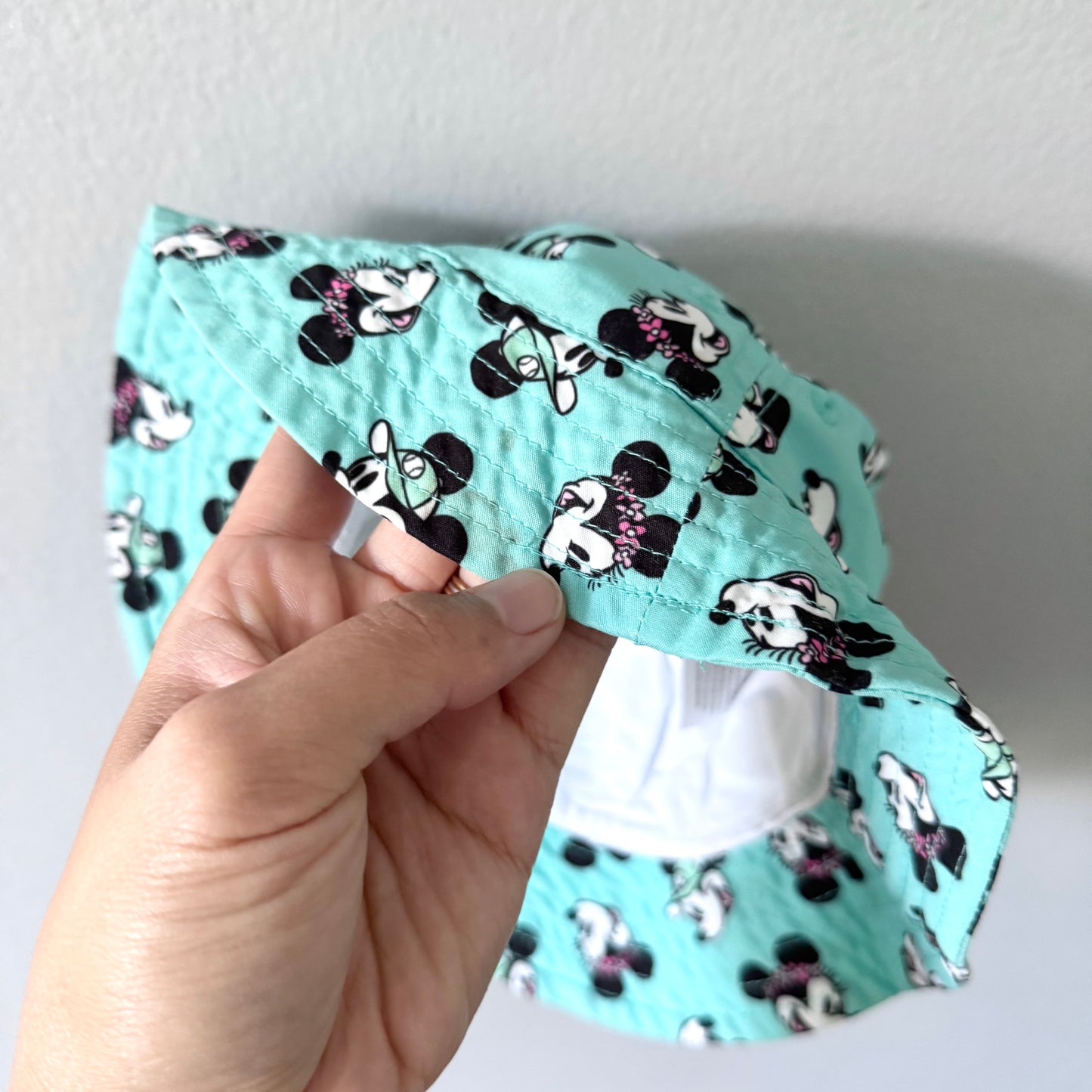 Disney / Mickey & Minnie bucket hat / 12-18M