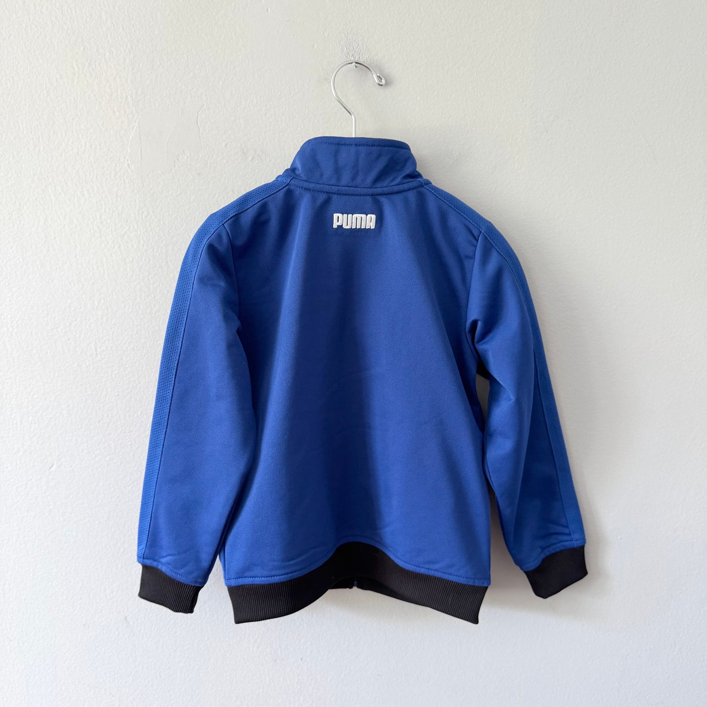 Puma / Blue track suit jacket / 4T