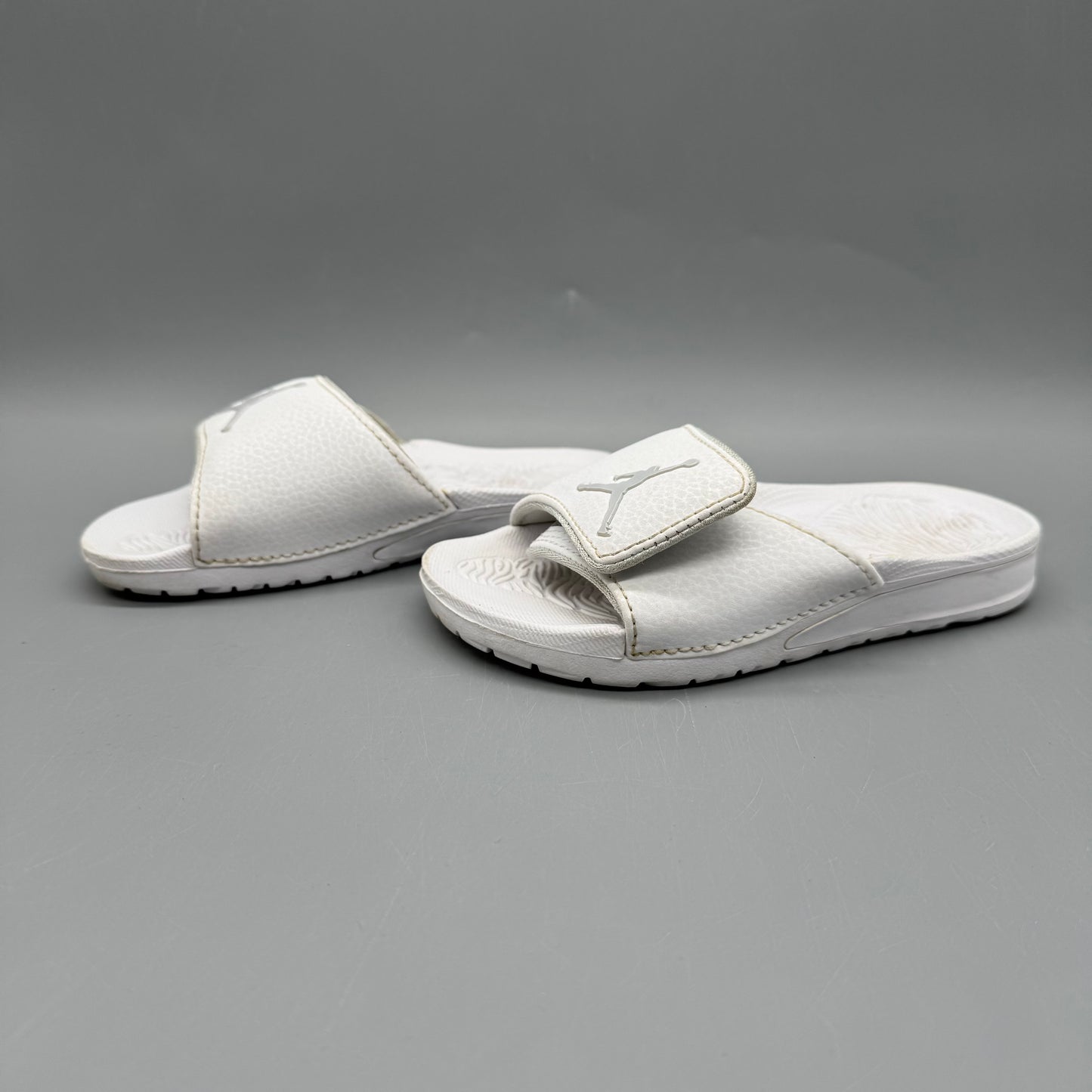 Nike / Jordan / Sandals / US11