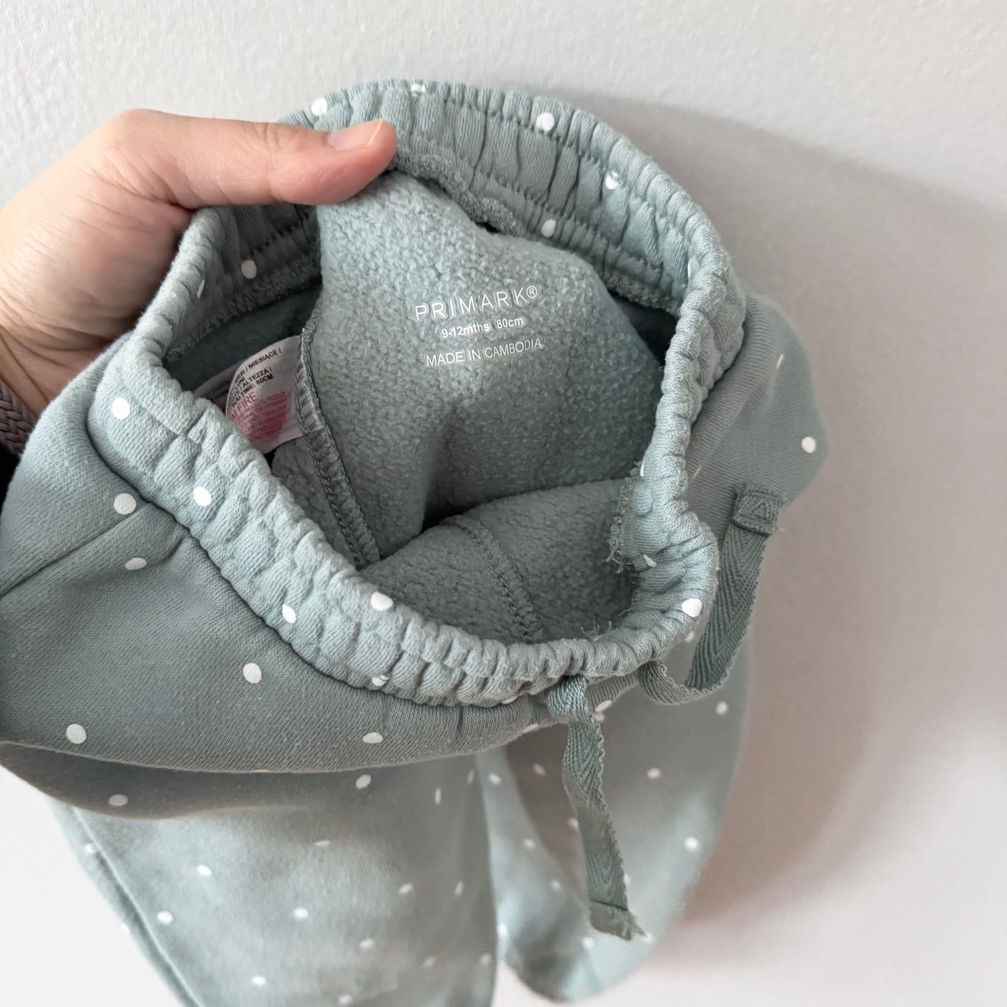Primark / Ensemble sweat et pantalon vert à pois x / 9-12M