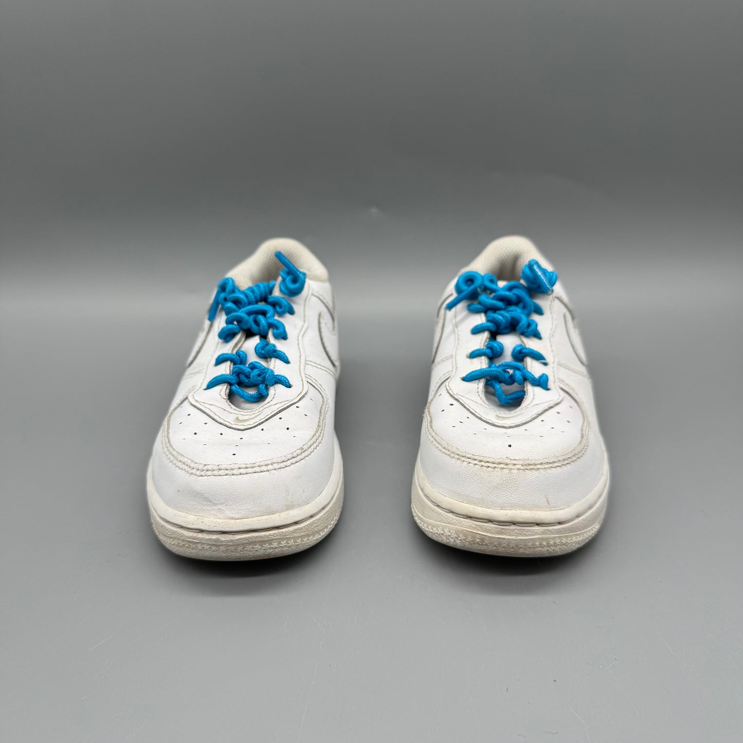 Nike / Air Force 1 / Running Shoes / US10