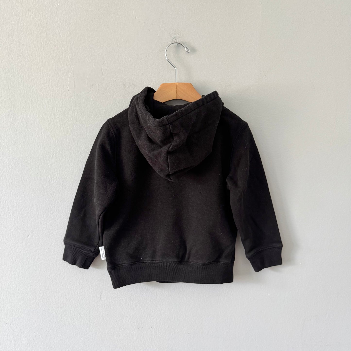 Gap / Black Mickey hoodie / 4Y
