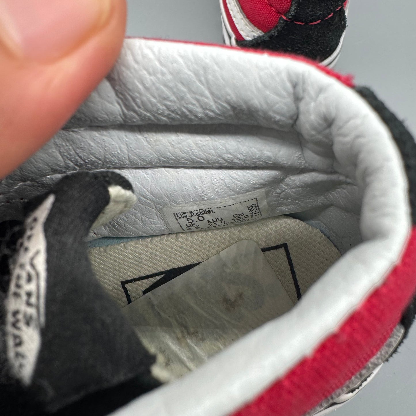 Vans / Running Shoes / US5