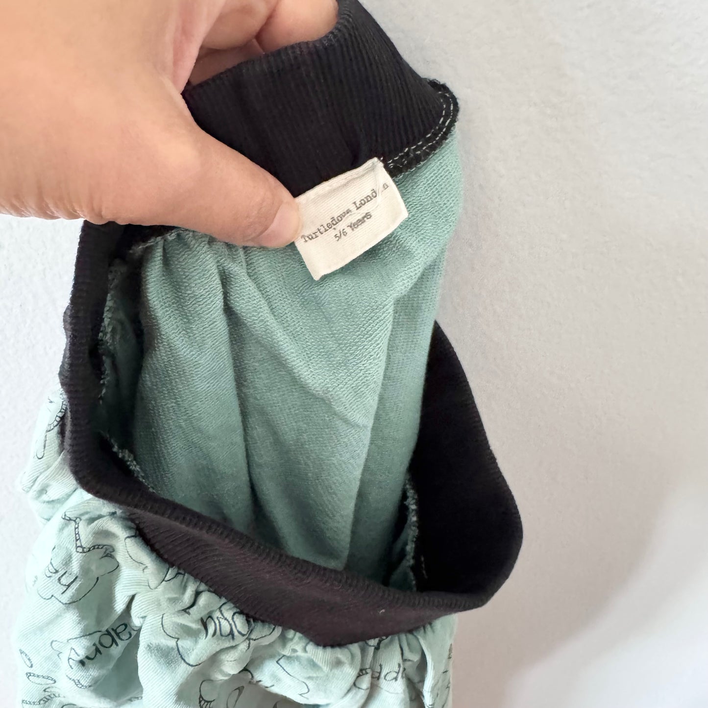 Turtledove London / Green skirt / 5-6Y
