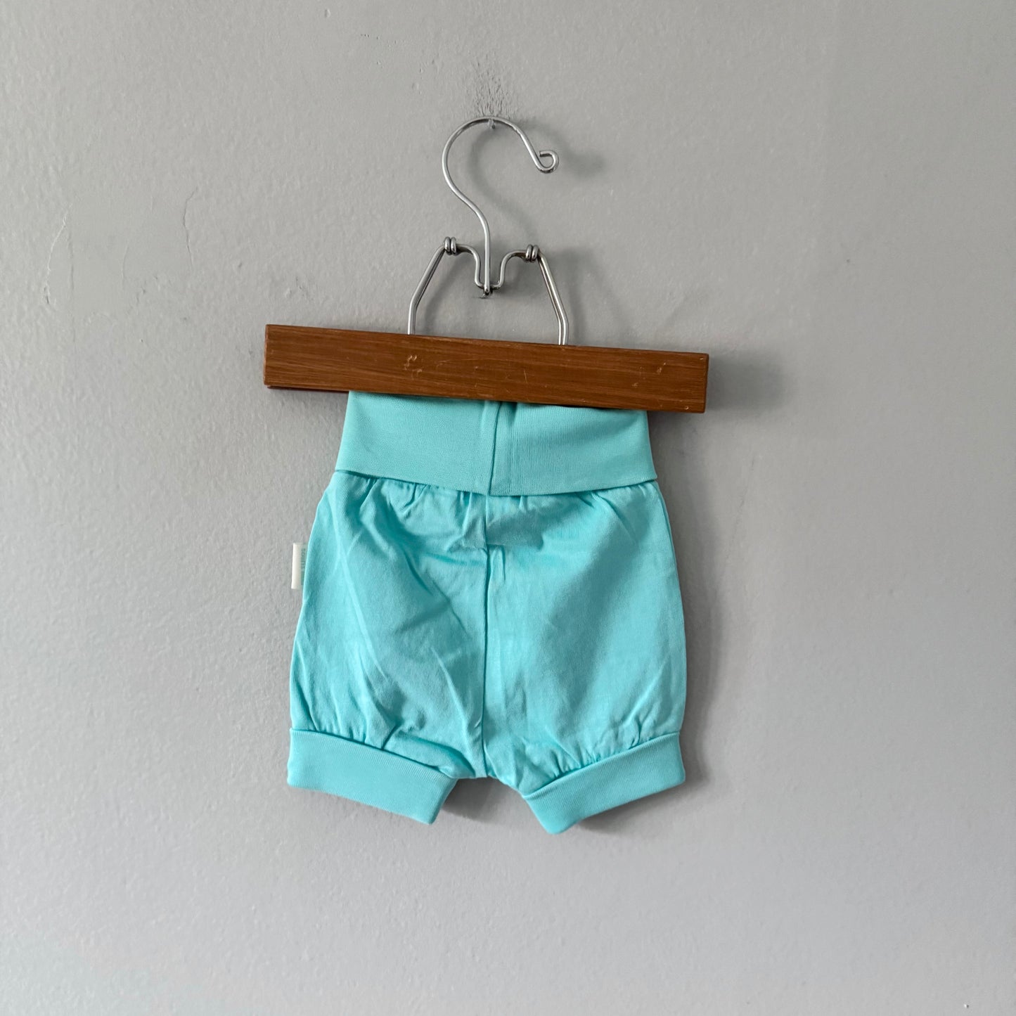 Souris mini / Short bleu clair / 0-6M - Neuf avec étiquette
