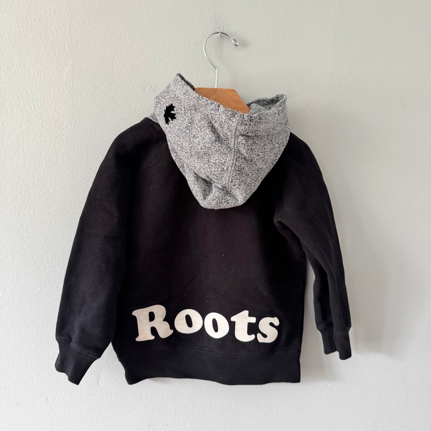 Roots / Black + salt and pepper hoodie / 5T
