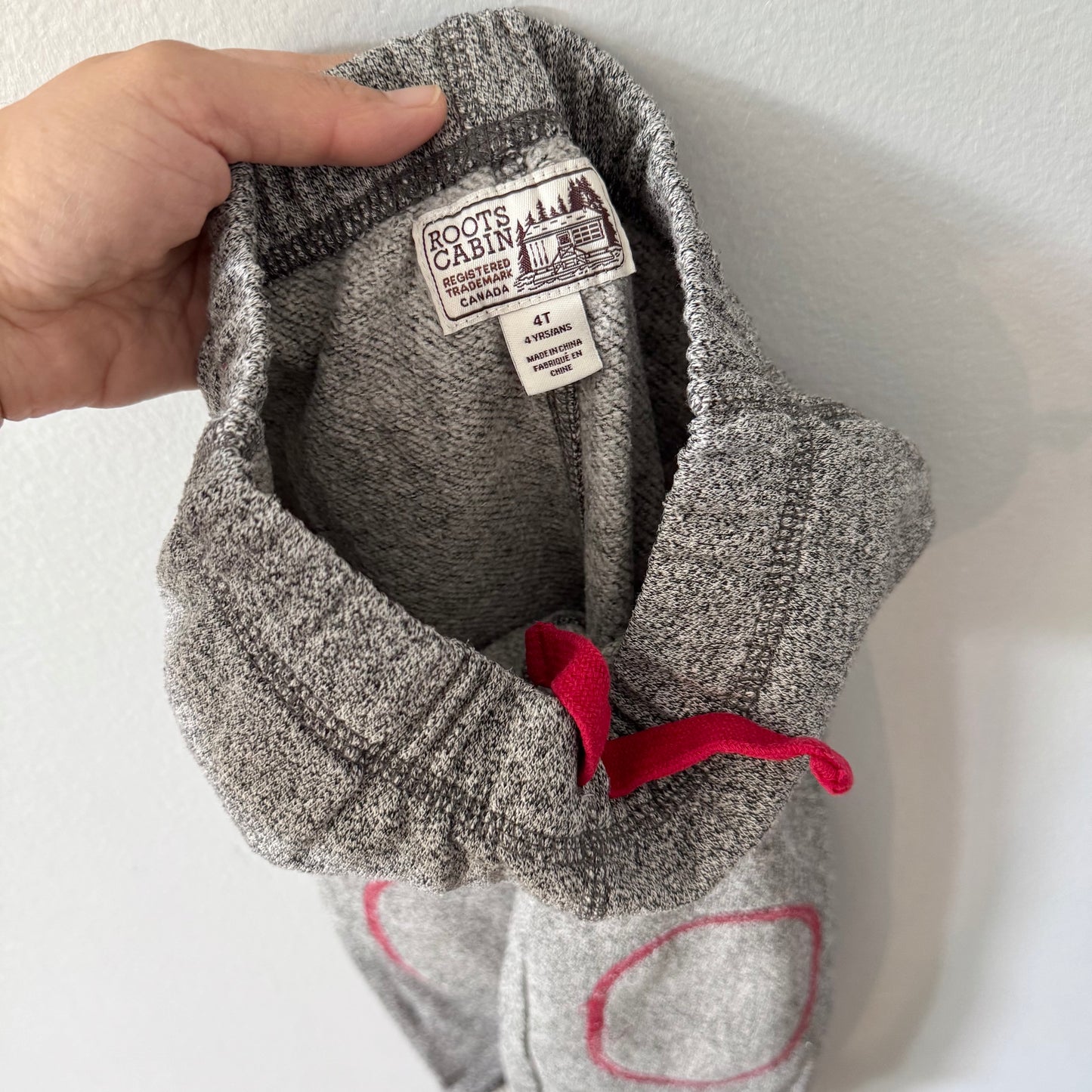 Roots / Salt and pepper sweatpants / 4T