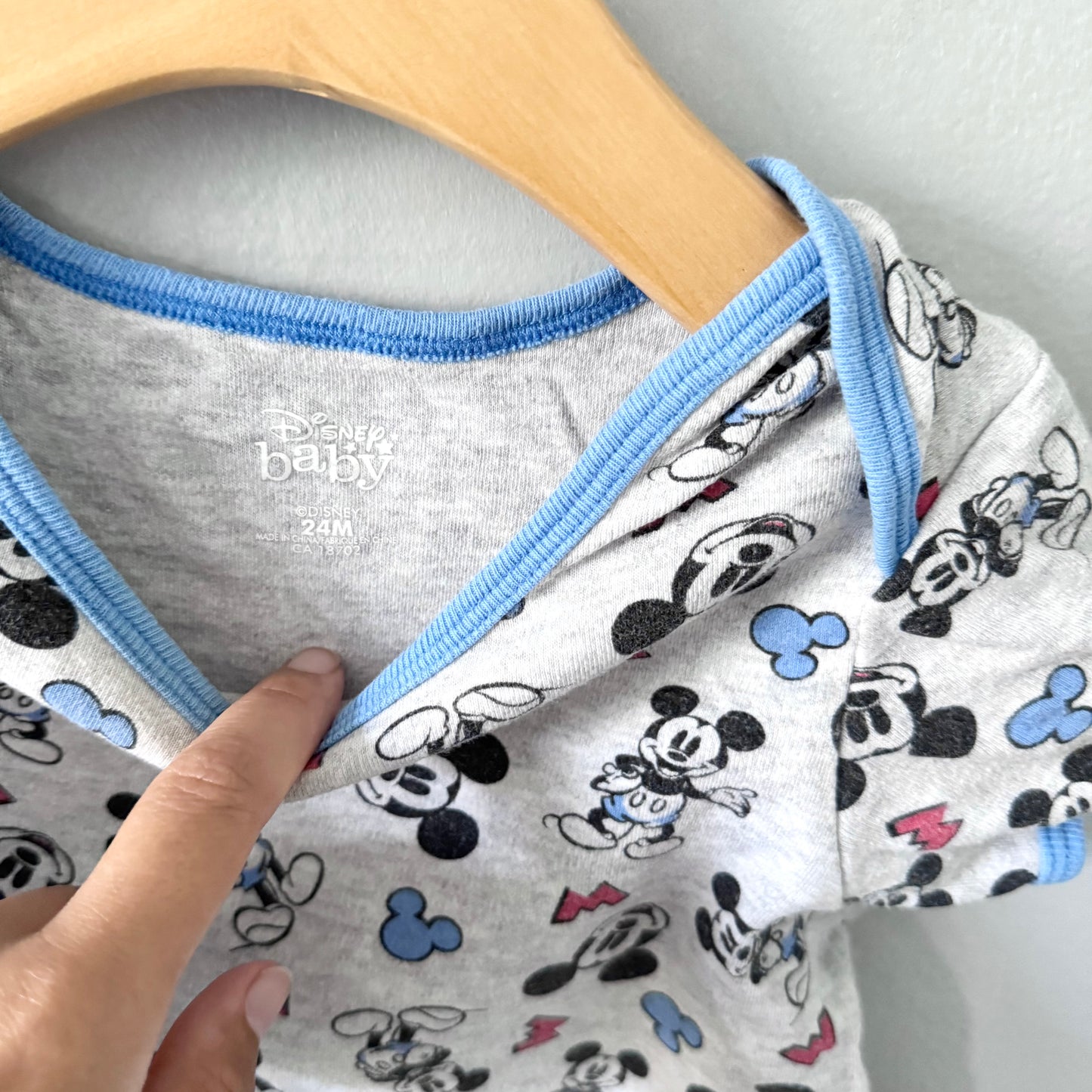 Mickey baby / Light grey short sleeve romper / 24M