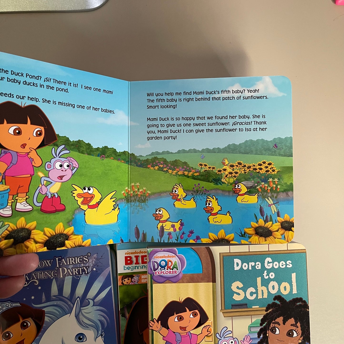 Dora the Explorer Collection (8 Board Books)