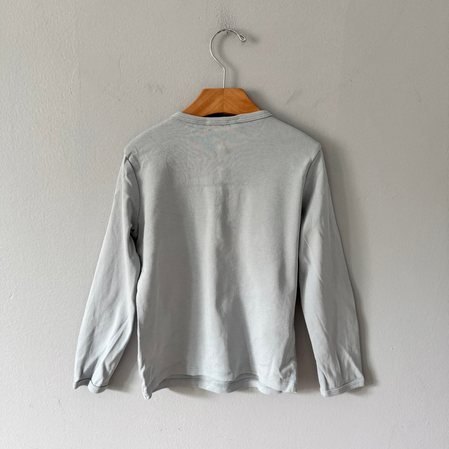 H&M / Light blue long sleeve top / 4-6Y