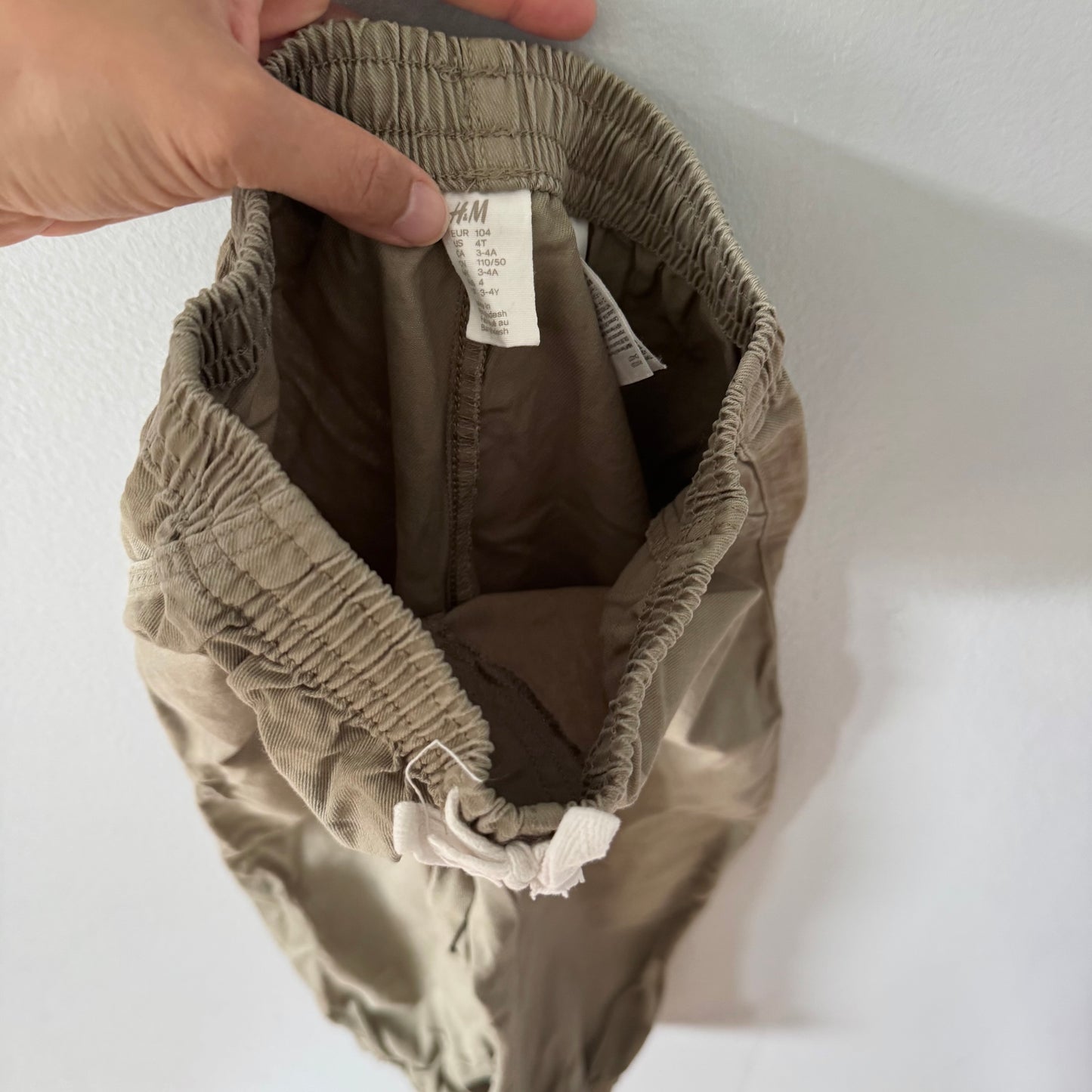 H&M / Brown/khaki chino pants / 3-4Y