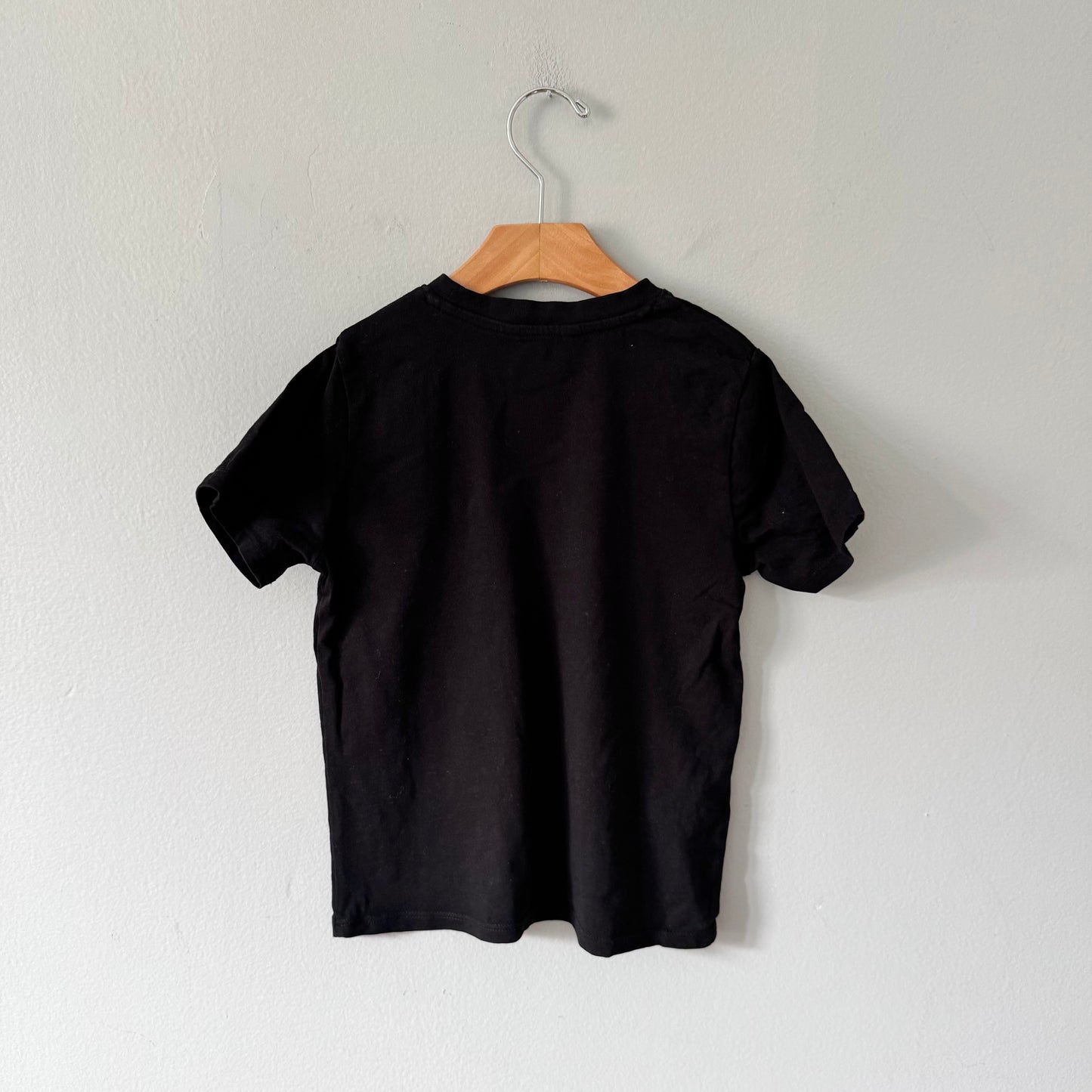 Mango / Black T-shirt / 5-6Y