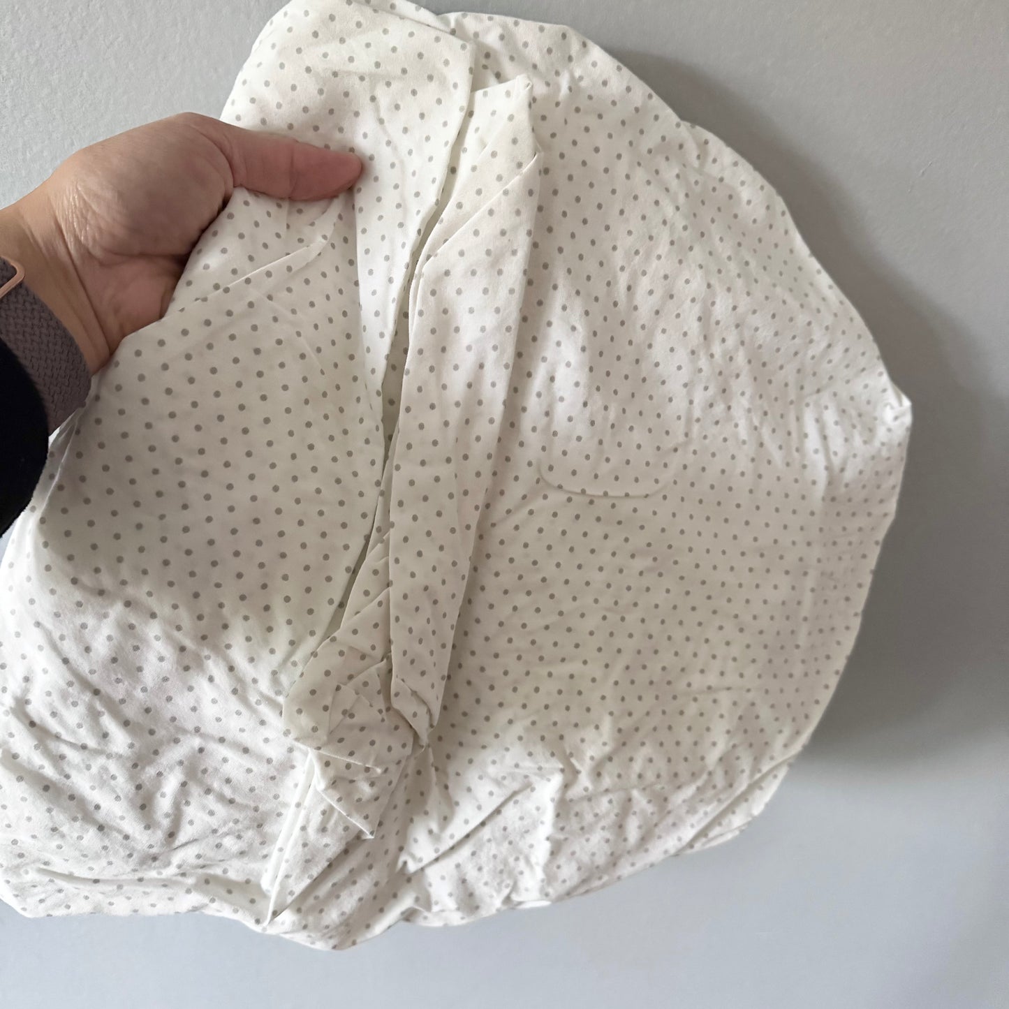 No brand / A set of crib sheets