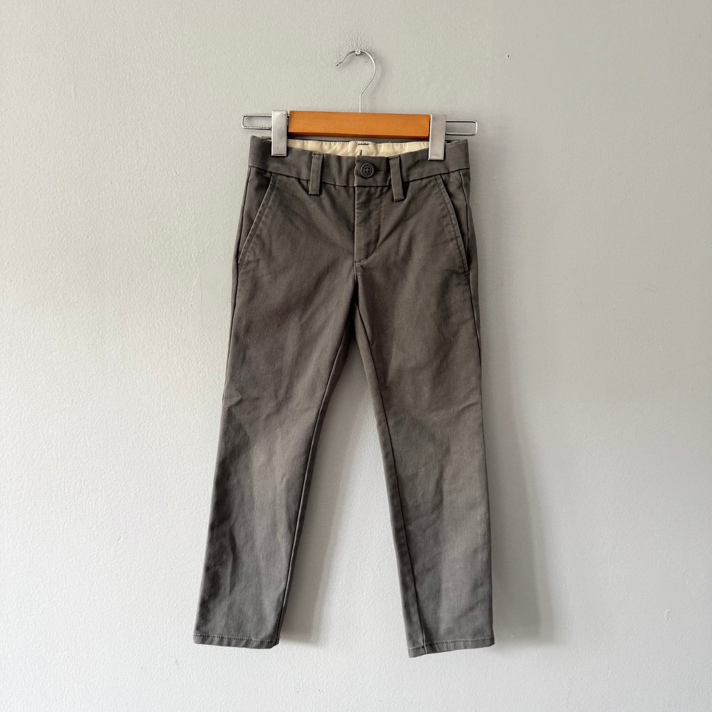 Gap / Grey chino pants / 6Y