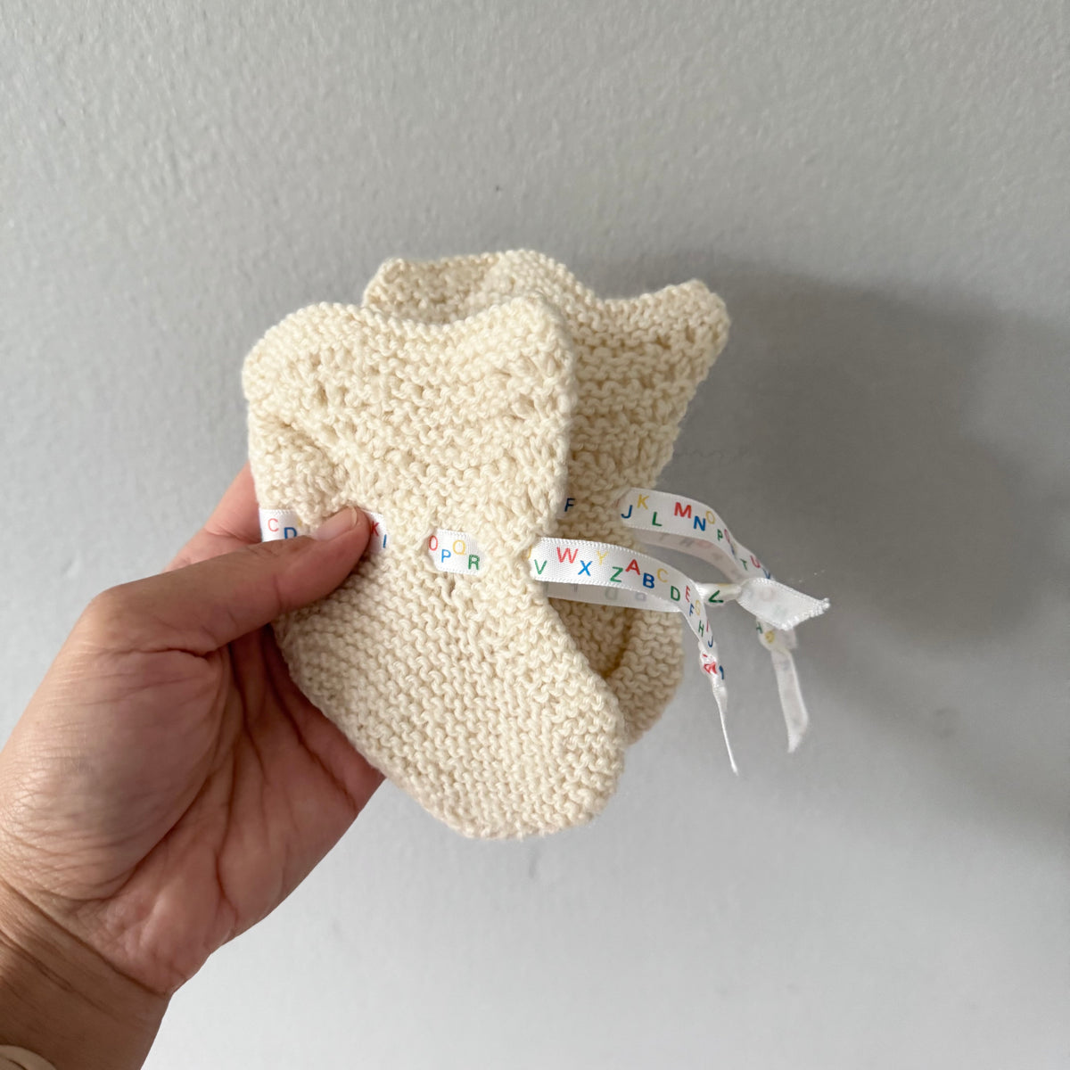 Handmade / Knit socks / 0-6M
