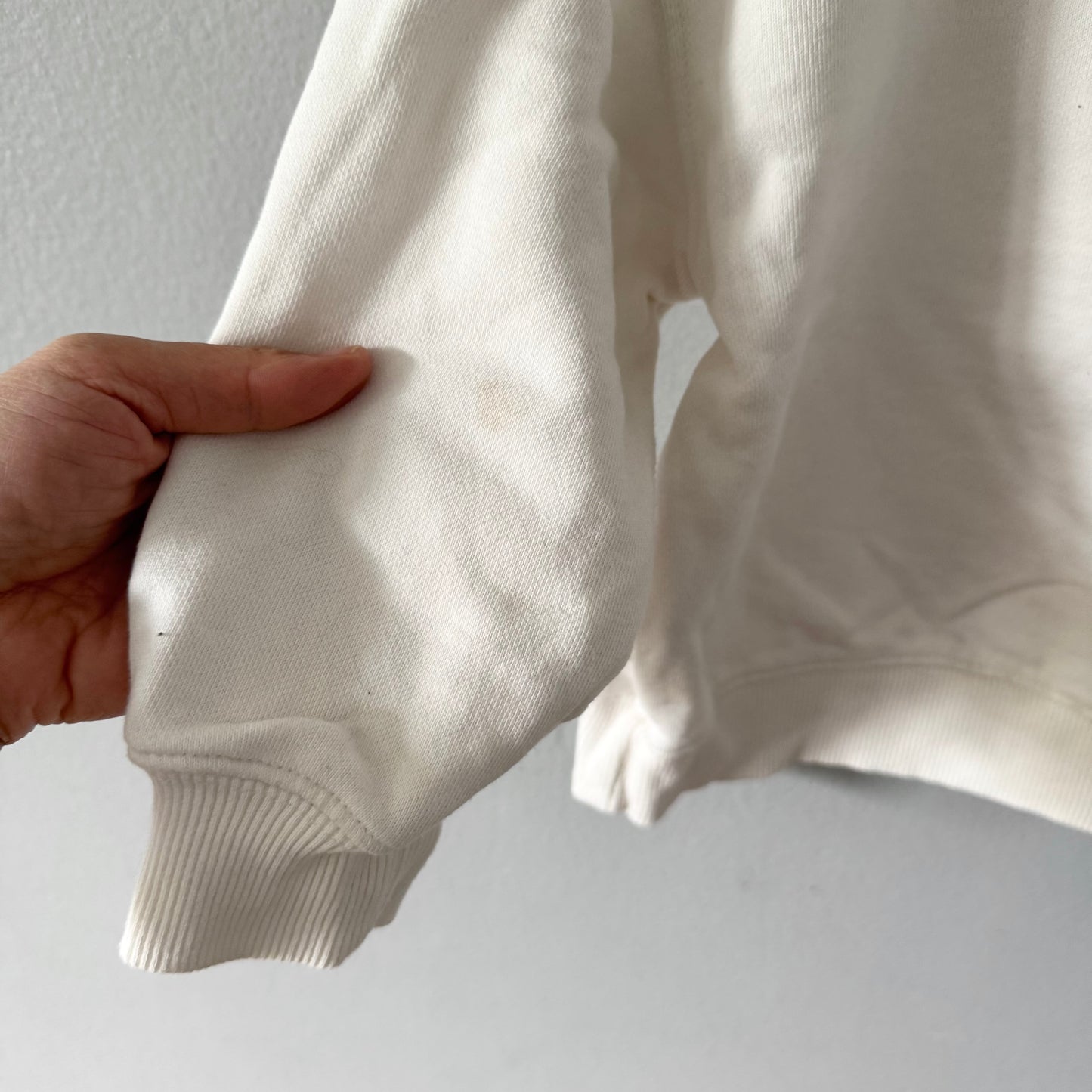 Zara / Wednesday sweatshirt / 6-7Y(Fits 5-6Y)