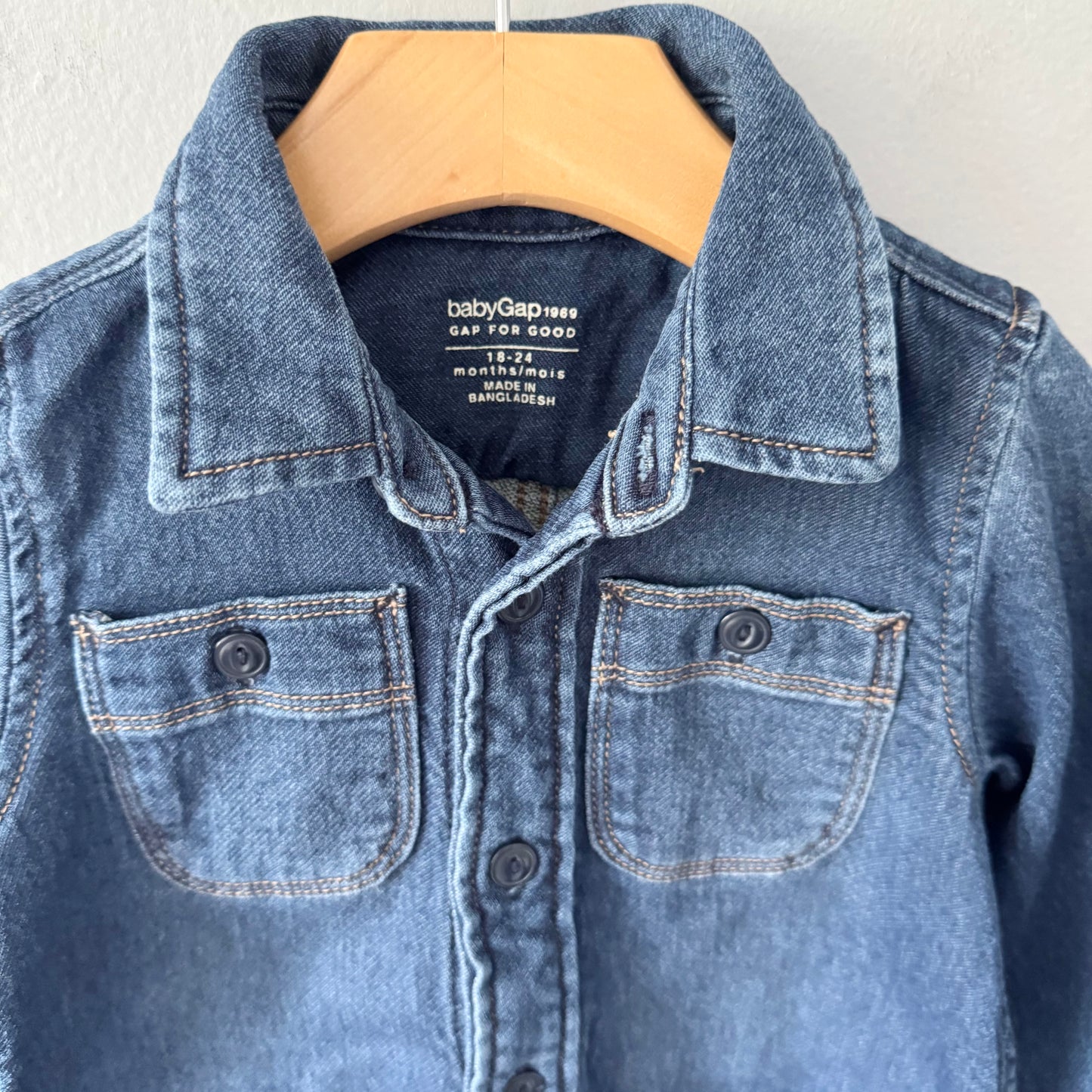 Gap / Denim shirt romper / 18-24M