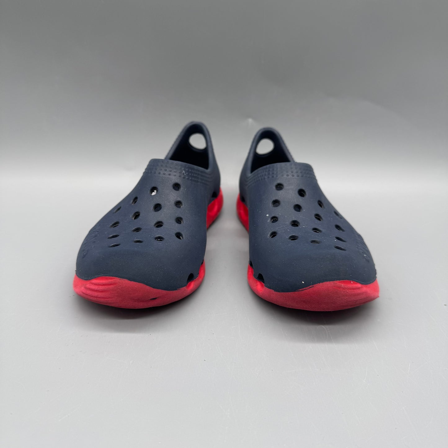 Crocs / Sandals / US13